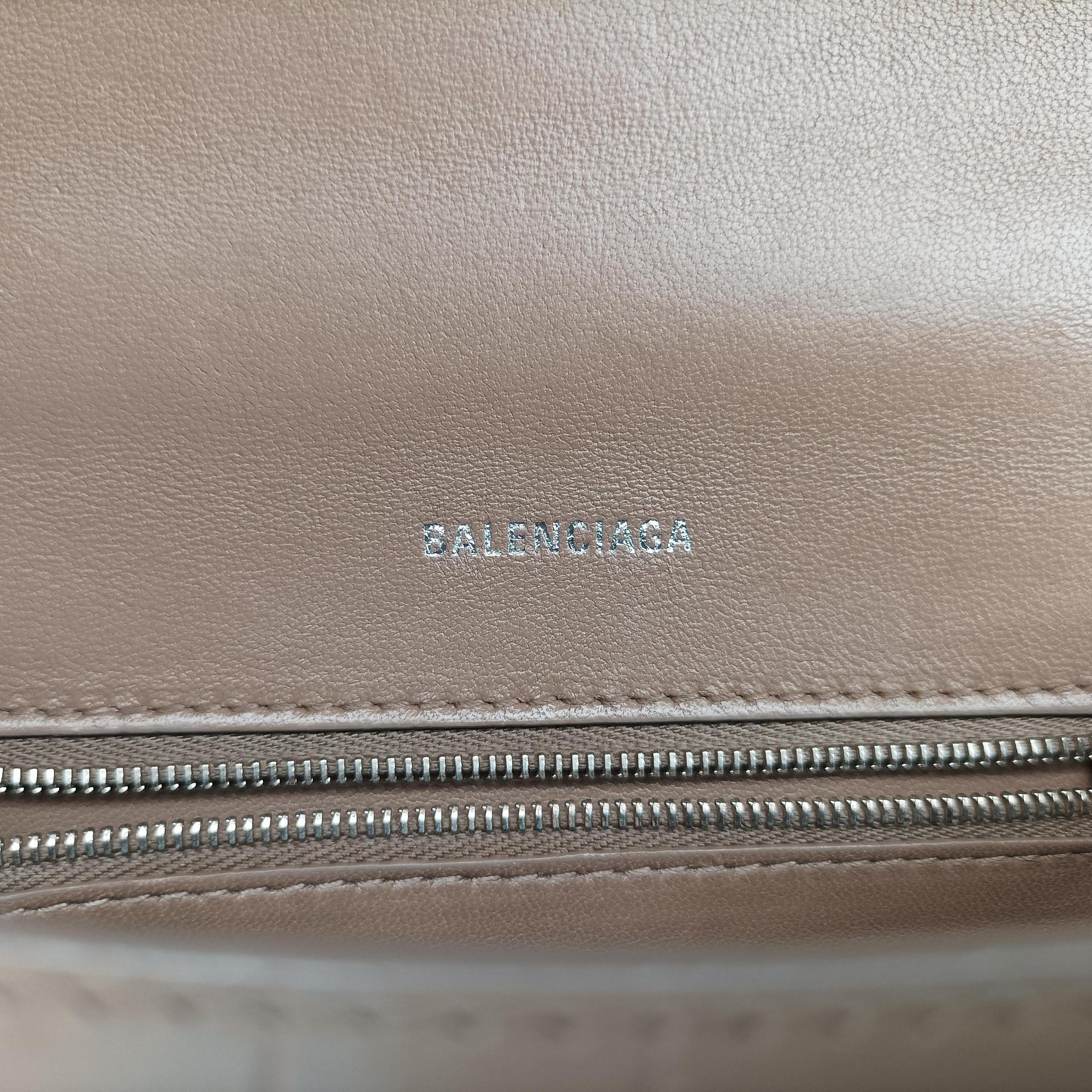 Hourglass Brown leather 593646.1212.U.1317アワーグラス ブラウン レザー 593646.1212.U.1317