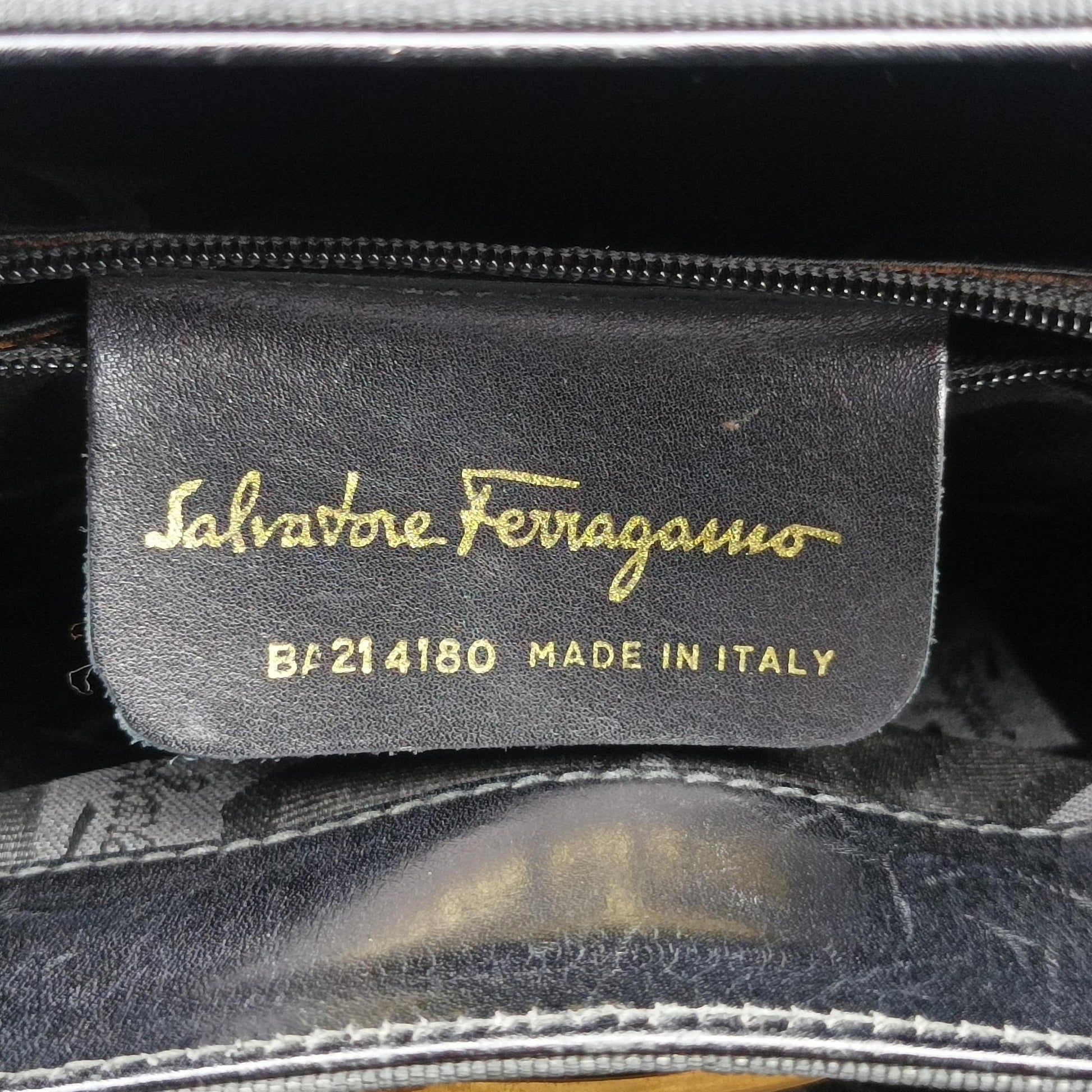 Vara Black fabric BA21 4180ヴァラ ブラック ファブリック BA21 4180