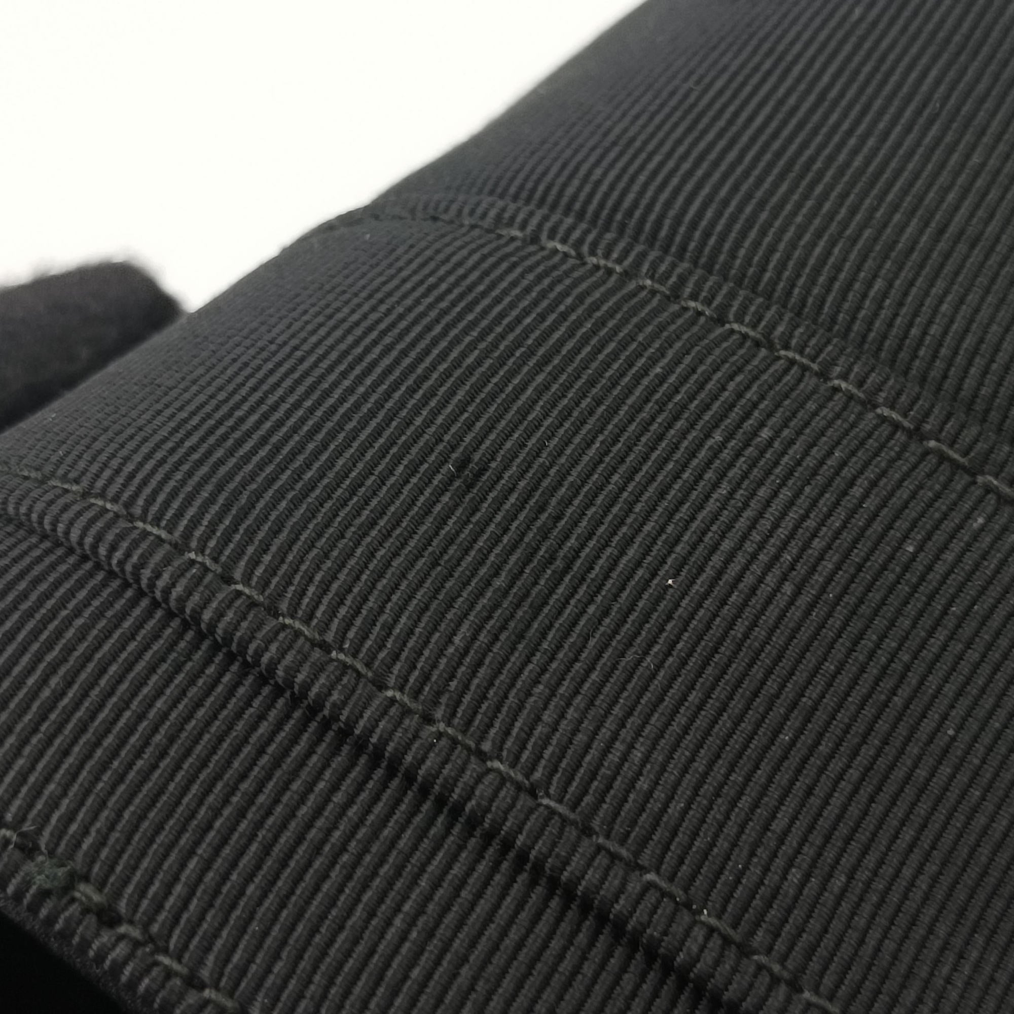 Vara Black fabric BA21 4180ヴァラ ブラック ファブリック BA21 4180