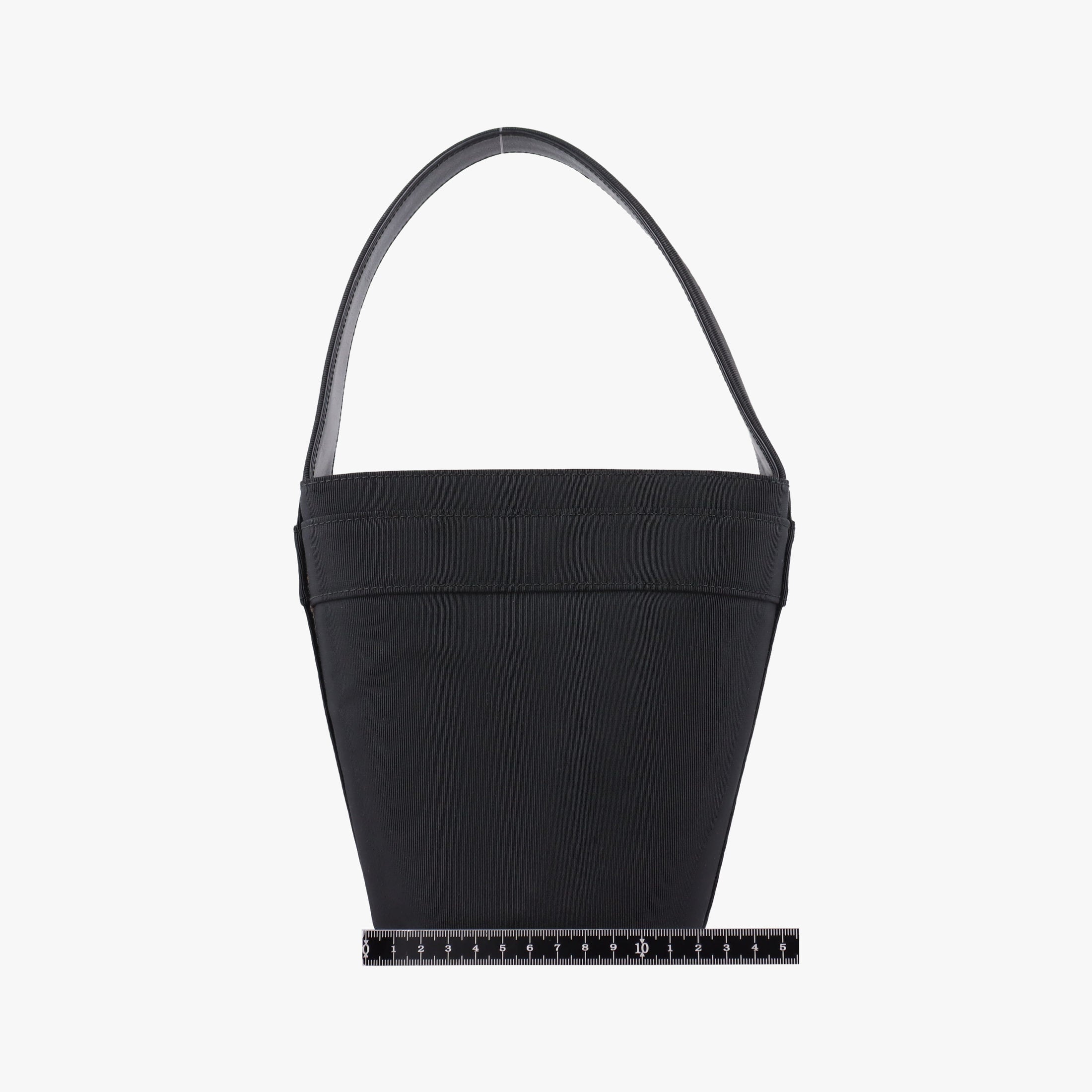 Vara Black fabric BA21 4180ヴァラ ブラック ファブリック BA21 4180