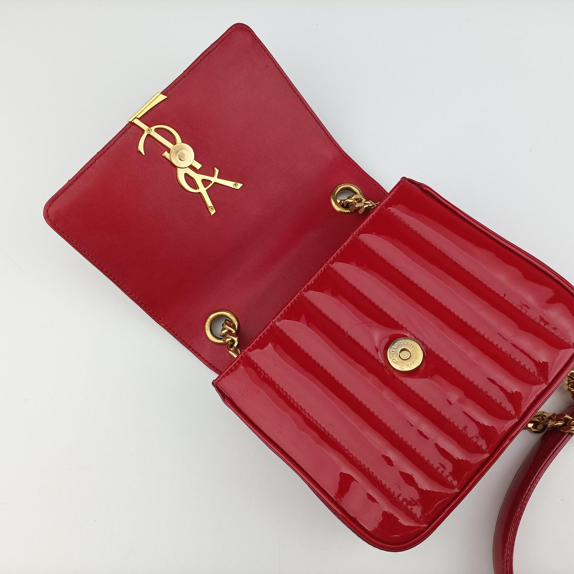 VICKY Red Patent Leather 538439 GNR538439.0718ヴィッキー レッド パテント 538439 GNR538439.0718