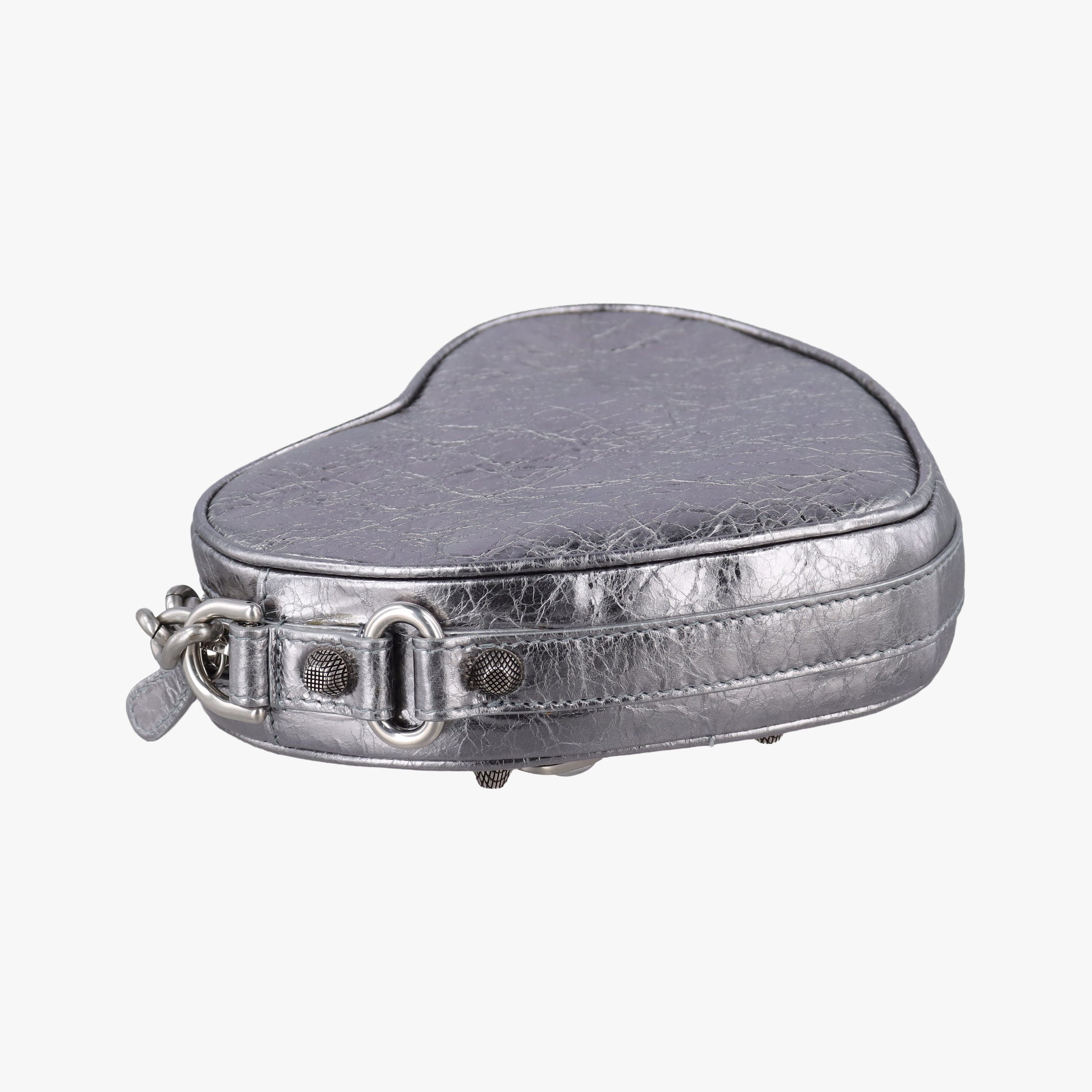 Heart mini Silver Lambskin 722781.8103.P.000959ハート ミニ シルバー ラムスキン 722781.8103.P.000959