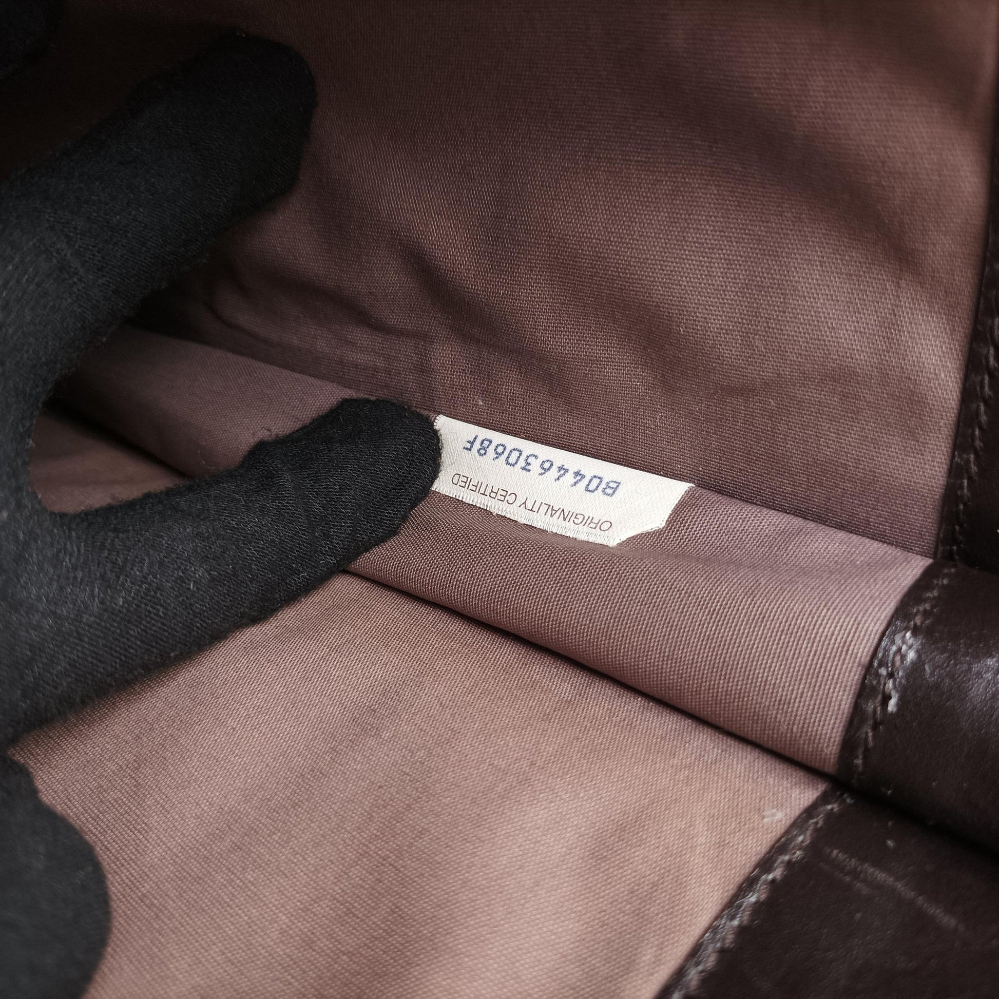 Intrecciato Brown lambskin B04463068Fイントレチャート ブラウン ラムスキン B04463068F
