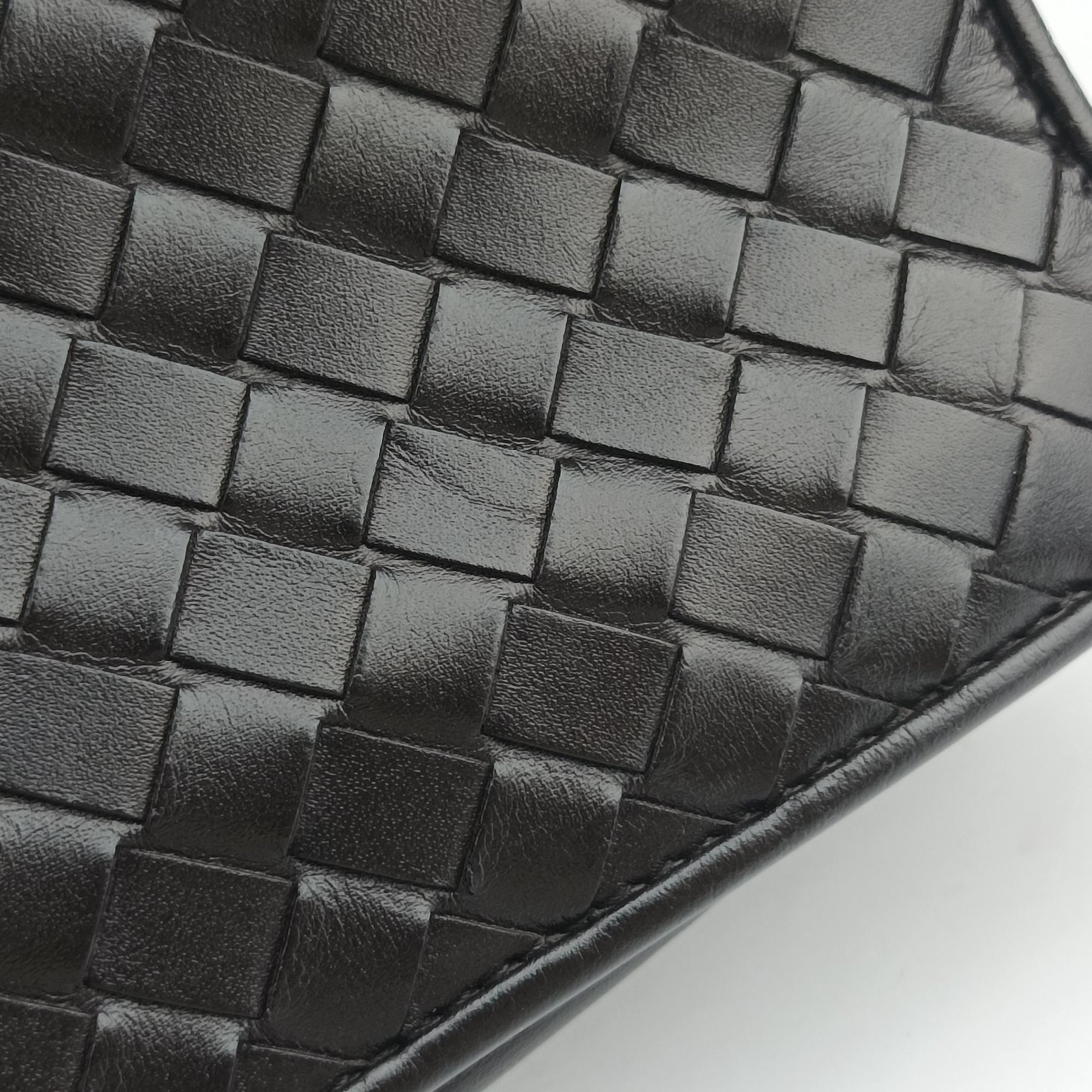 Intrecciato Brown lambskin B04463068Fイントレチャート ブラウン ラムスキン B04463068F