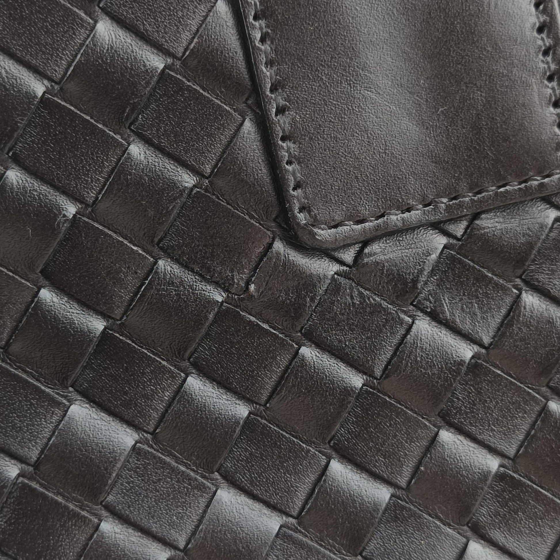 Intrecciato Brown lambskin B04463068Fイントレチャート ブラウン ラムスキン B04463068F