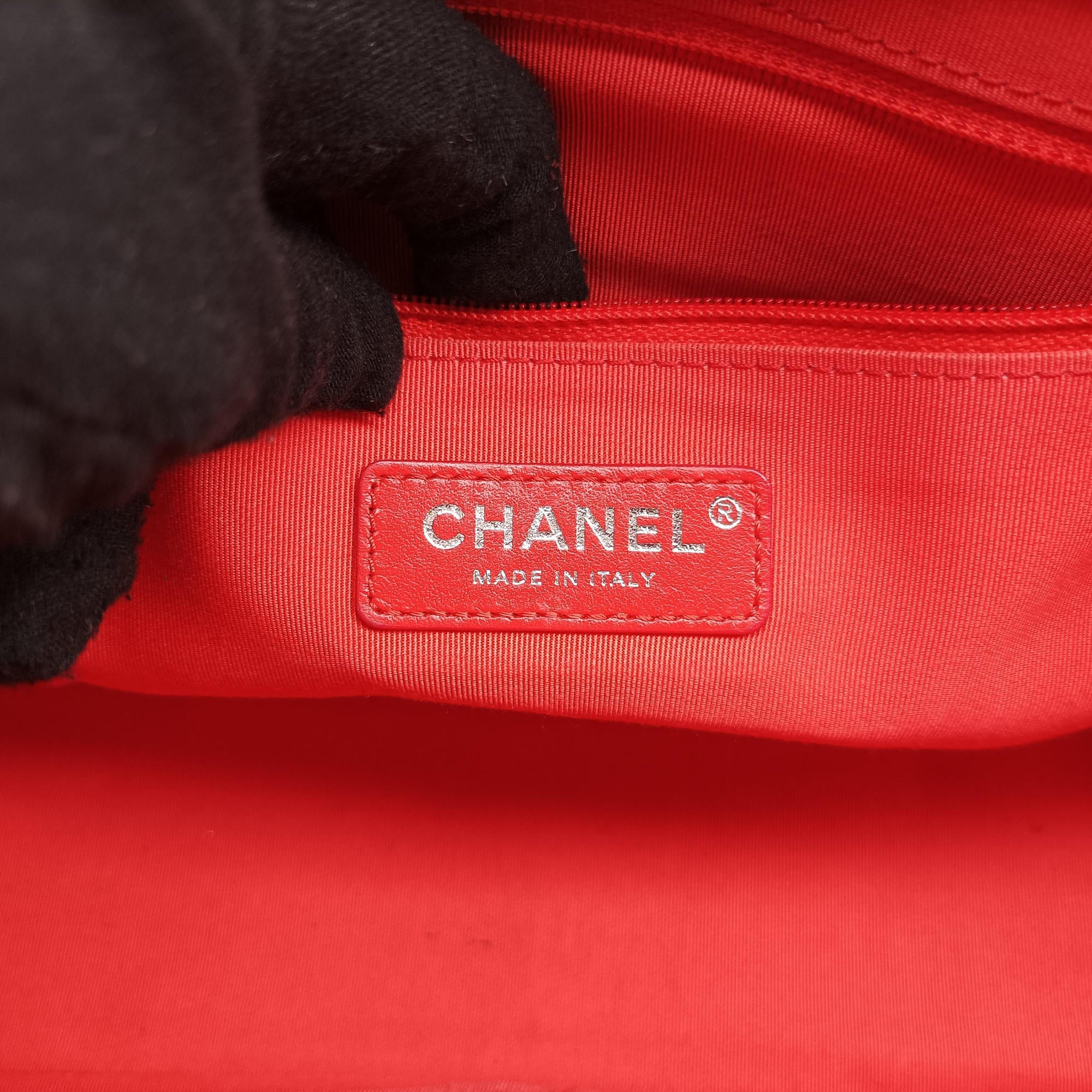 Secondhand Chanel GABRIELLE Orange lambskin A93824 shoulderbag | stylenewstar