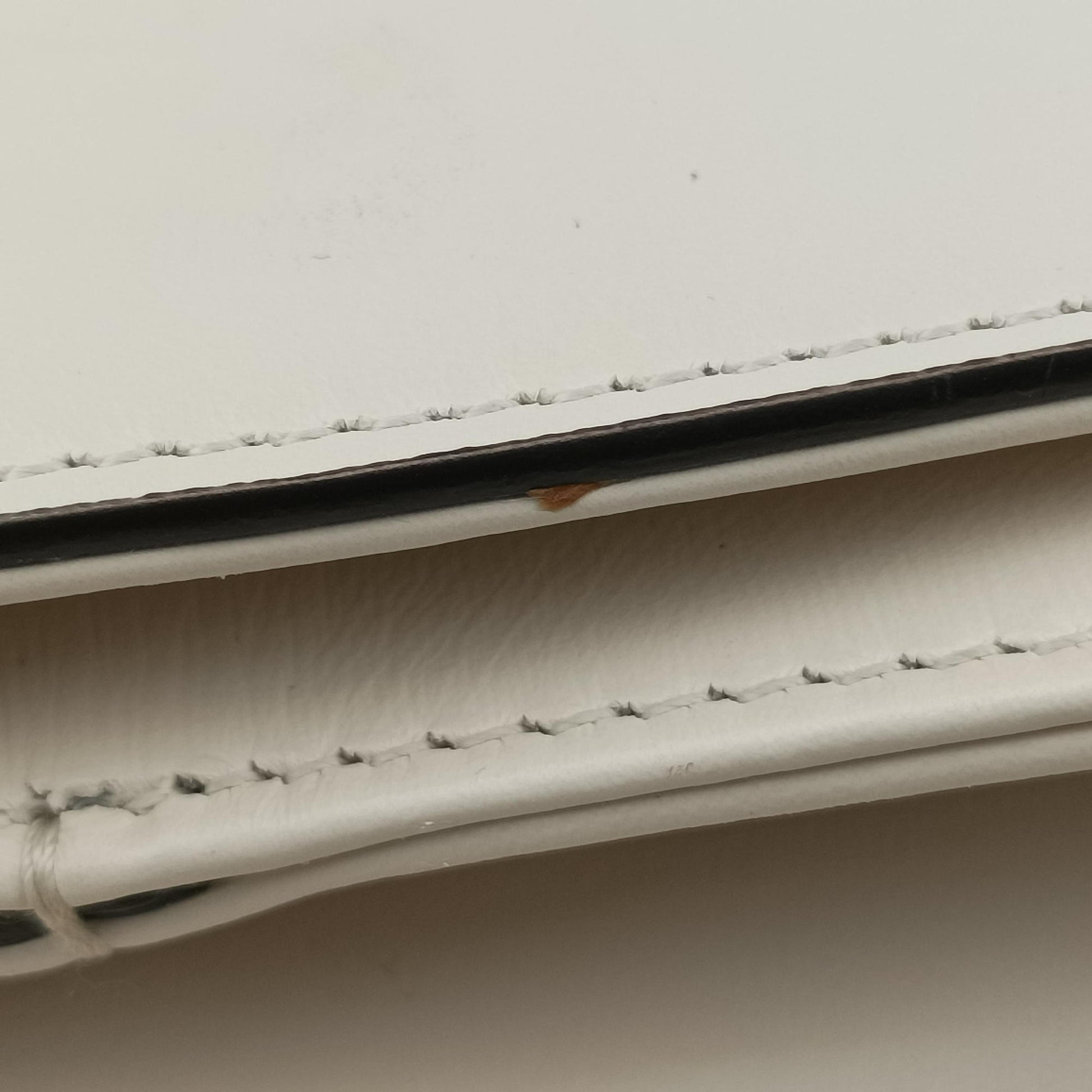 Arli White Leather 550129 A029303482アリー ホワイト レザー 550129 A029303482