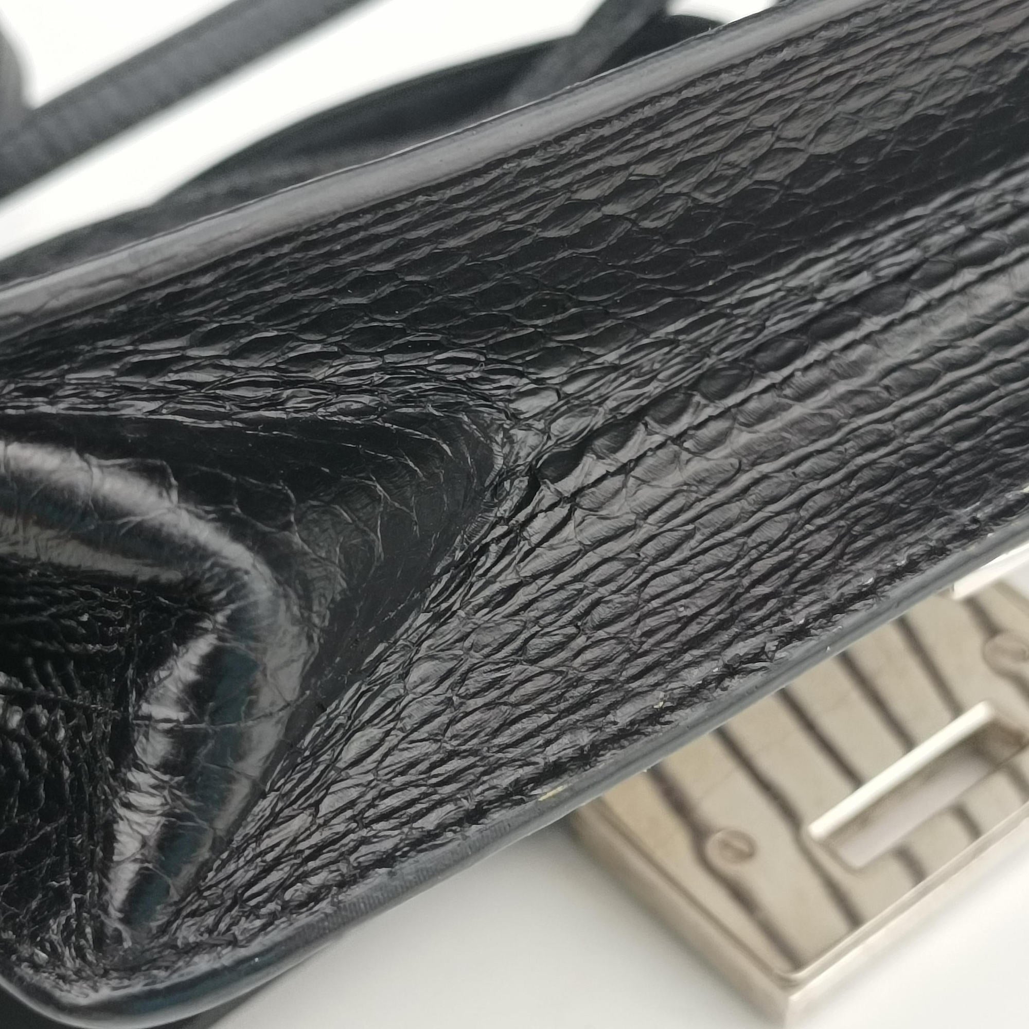 RebelZebra StripeSnakeskin × Leather11BP2Gレベルブラック × ホワイトヘビ革 × レザー11BP2G
