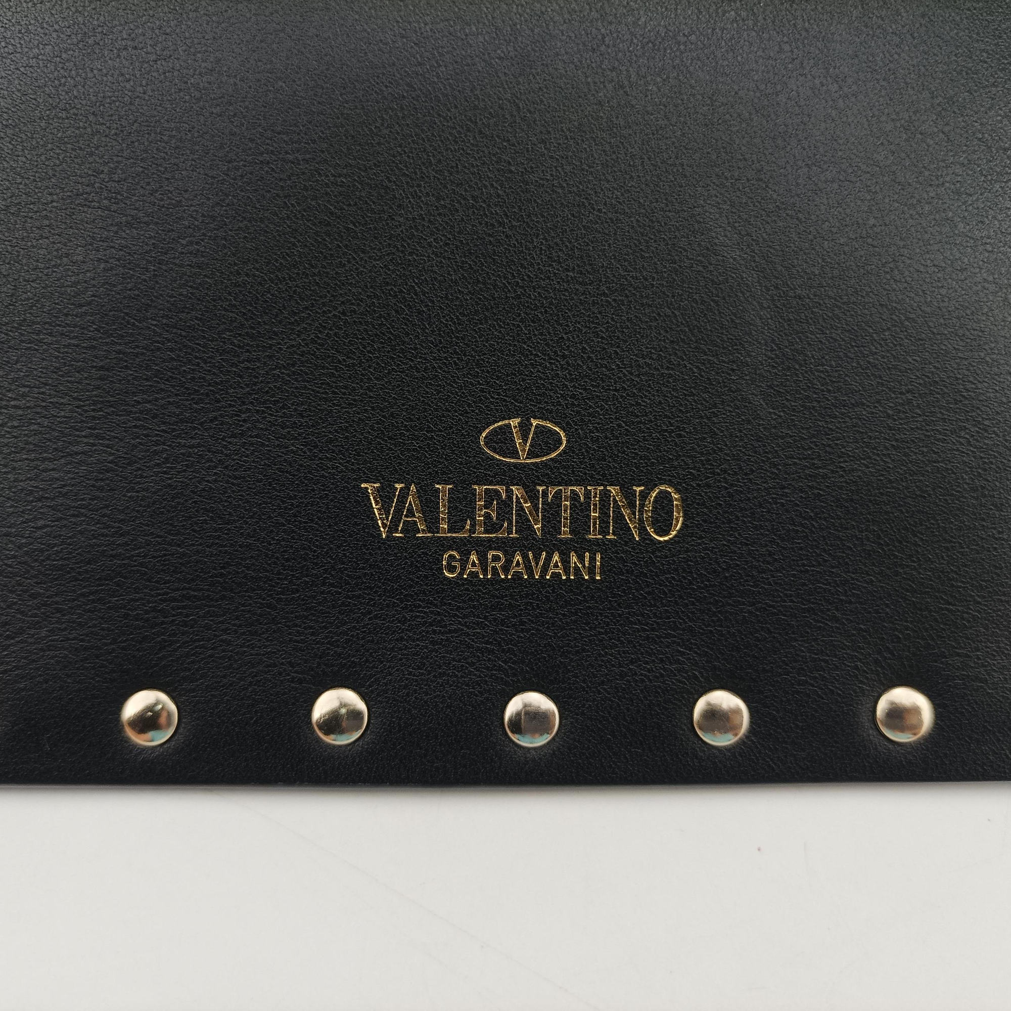 Rockstud Envelope Wallet Black leather TV-PP87BOL2ロックスタッド エンベロープウォレット ブラック レザー TV-PP87BOL2