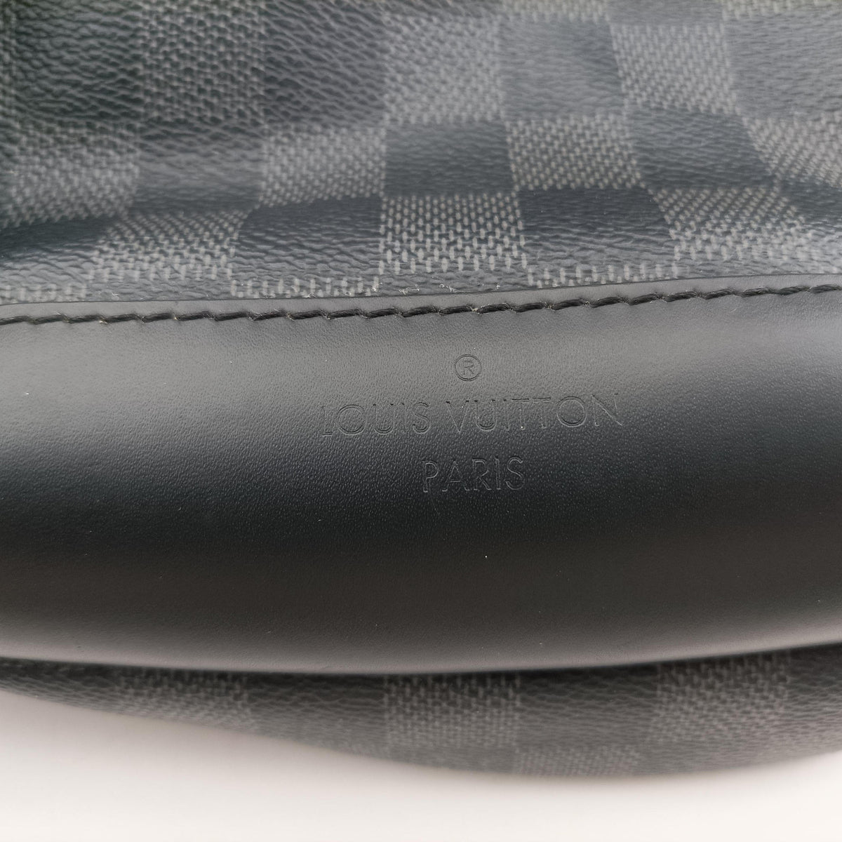 Pre-owned Louis Vuitton Avenue Slingbag Graphite Damier Graphite N41719 bum bag/waist bag | stylenewstar