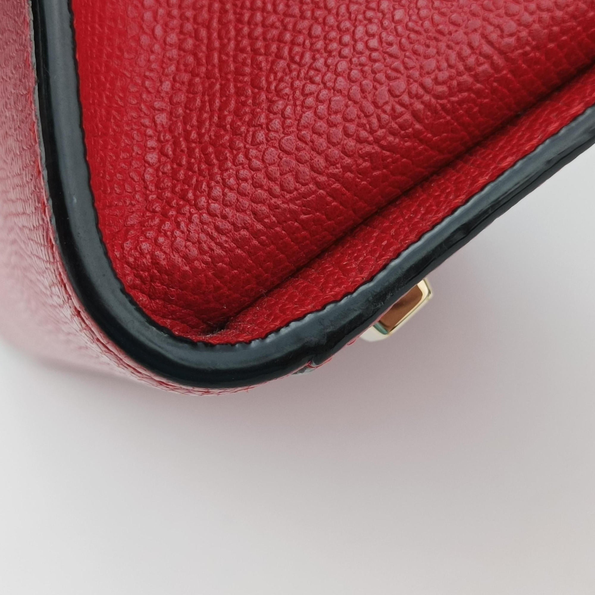 Iside Red Calfskin N 440202イジィデ レッド カーフスキン N 440202