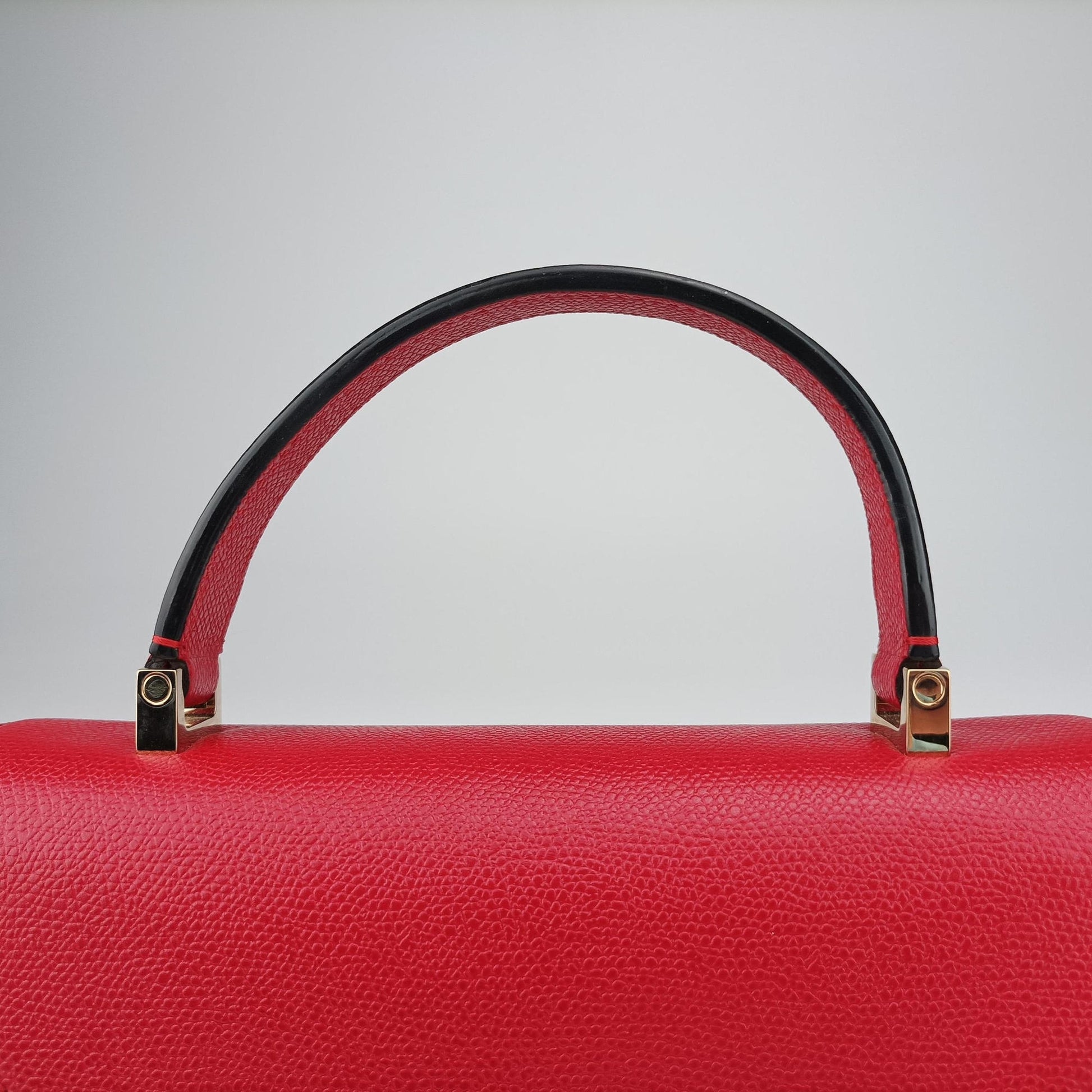 Iside Red Calfskin N 440202イジィデ レッド カーフスキン N 440202