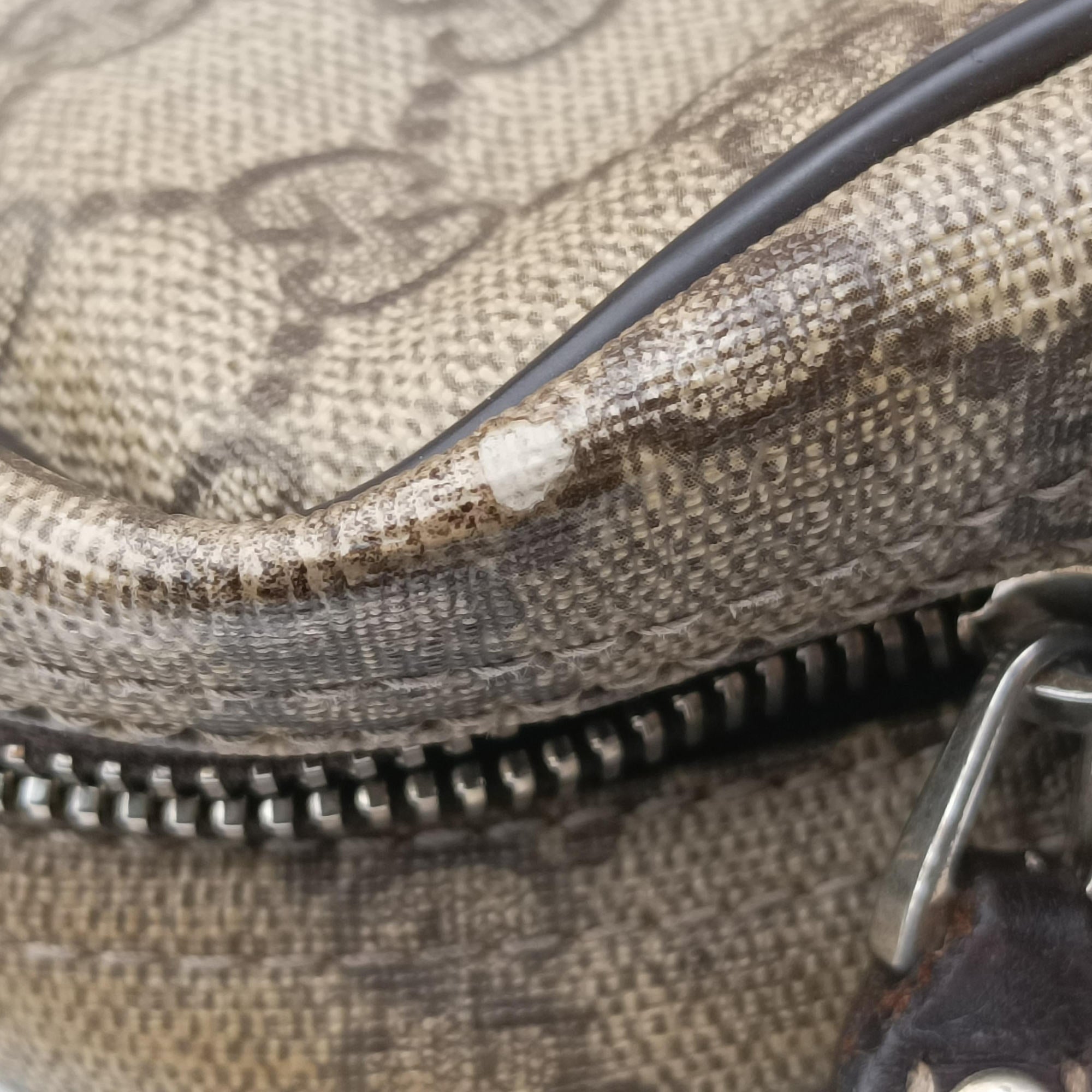 GG Imprime Messenger khaki PVC coated canvas×Leather 201448 F6897531GGインプリメ メッセンジャー カーキ PVCコーティングキャンバス×レザー 201448 F6897531