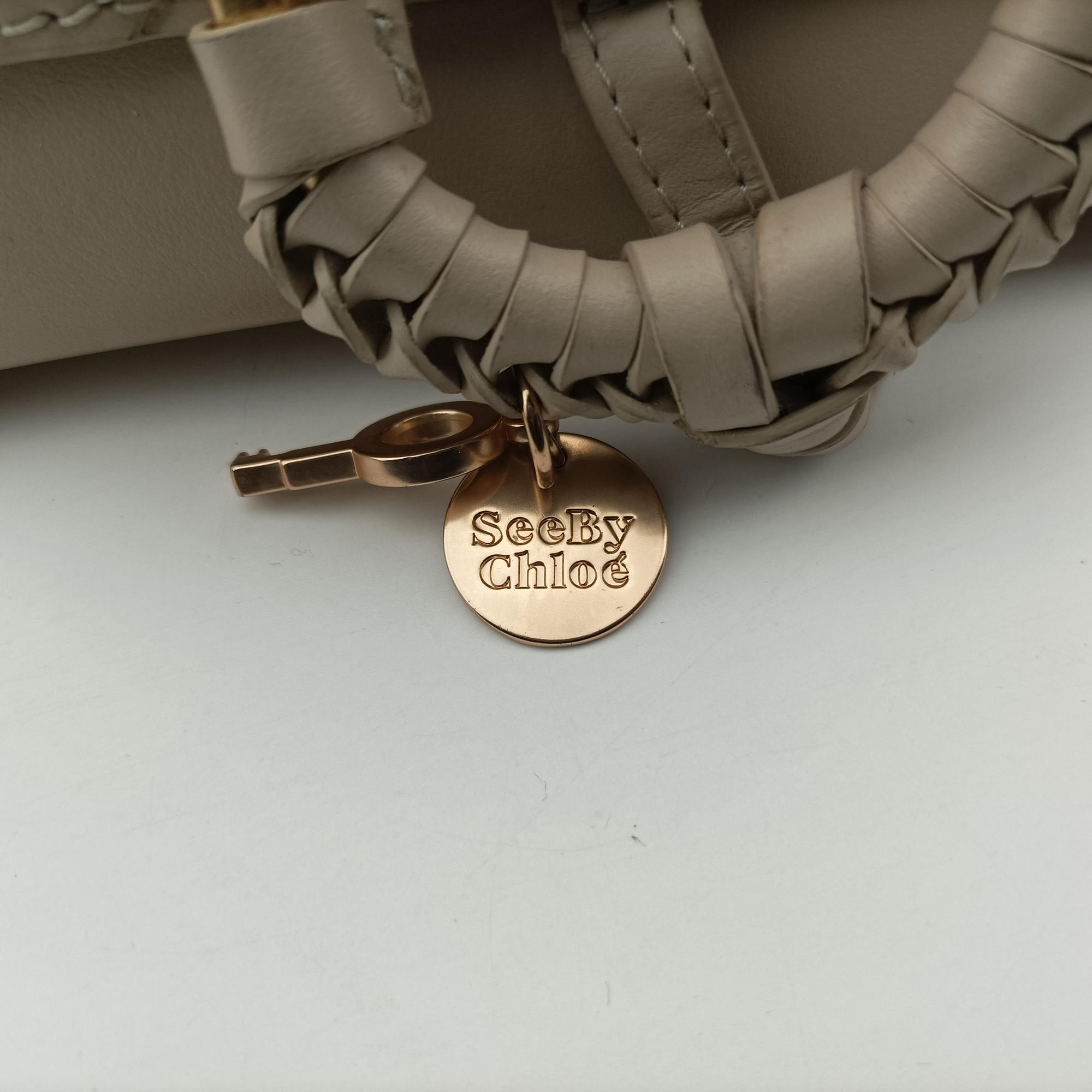 Sac joan Beige Leather 01-20-86-65サック ジョアン ベージュ レザー 01-20-86-65