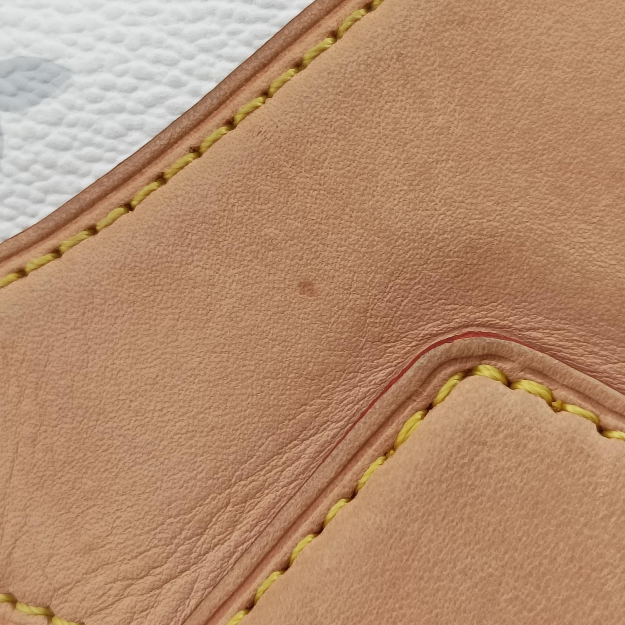 URSULA white Monogram Multicolor M40123 Lot number unknownウルスラ ブロン モノグラム マルチカラー M40123 製番不明