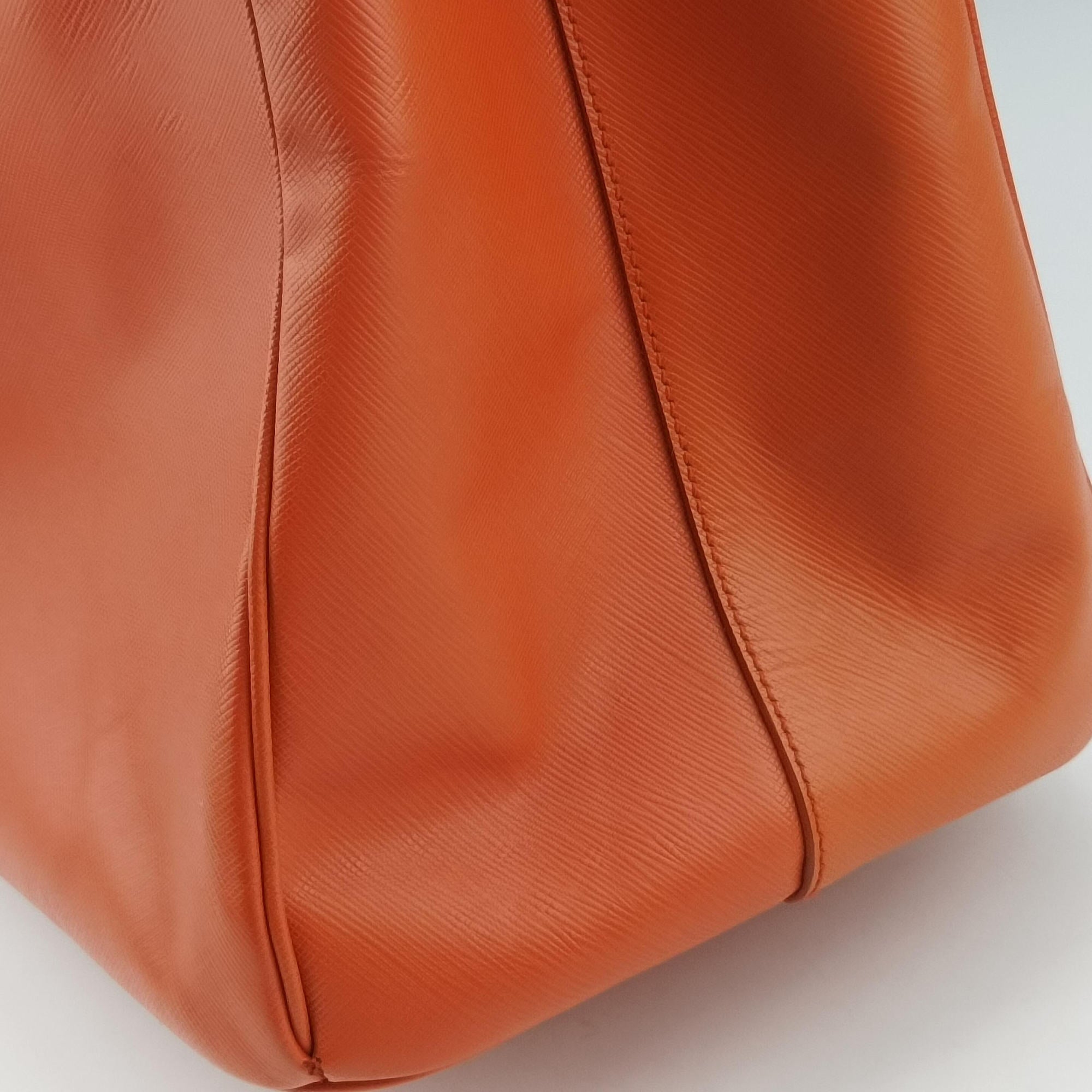 Galleria Orange SAFFIANO Leather BN1844 117ガレリア オレンジ サフィアーノレザー BN1844 117