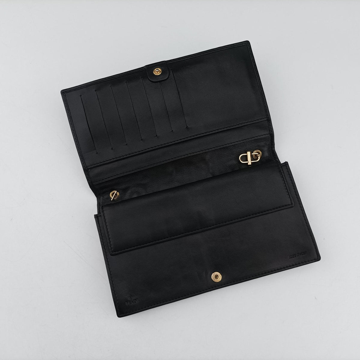 Embossed Logo Black lambskin 8M0219 2401-8M0219-YMY-088エンボス ロゴ ブラック ラムスキン 8M0219 2401-8M0219-YMY-088
