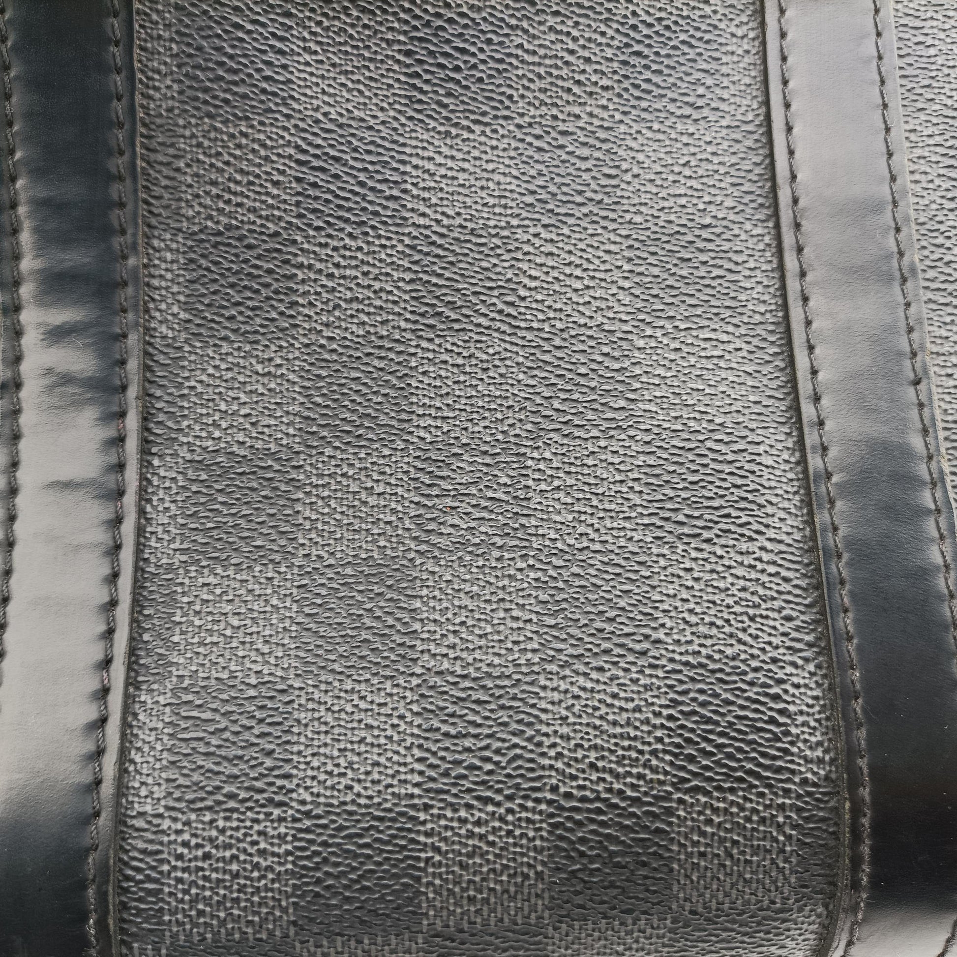 Porte Documents Voyage Noir Damier Graphite N41125 BA2152ポルト ドキュマン ヴォワヤージュ ノワール ダミエグラフィット N41125 BA2152