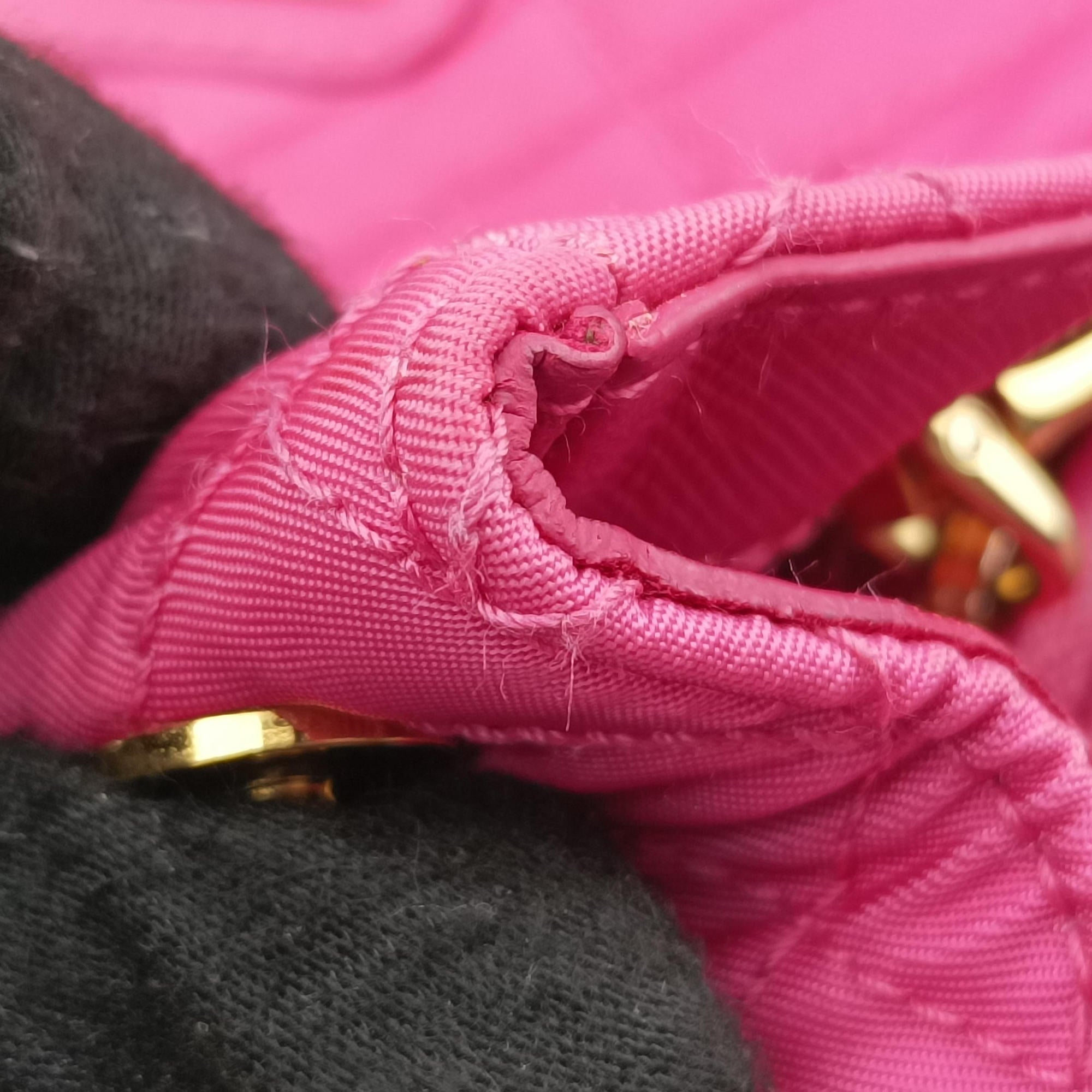 Chain Quilting Flap Rose nylon 197/Bチェーン キルティング フラップ ローズ レッド ナイロン 197/B