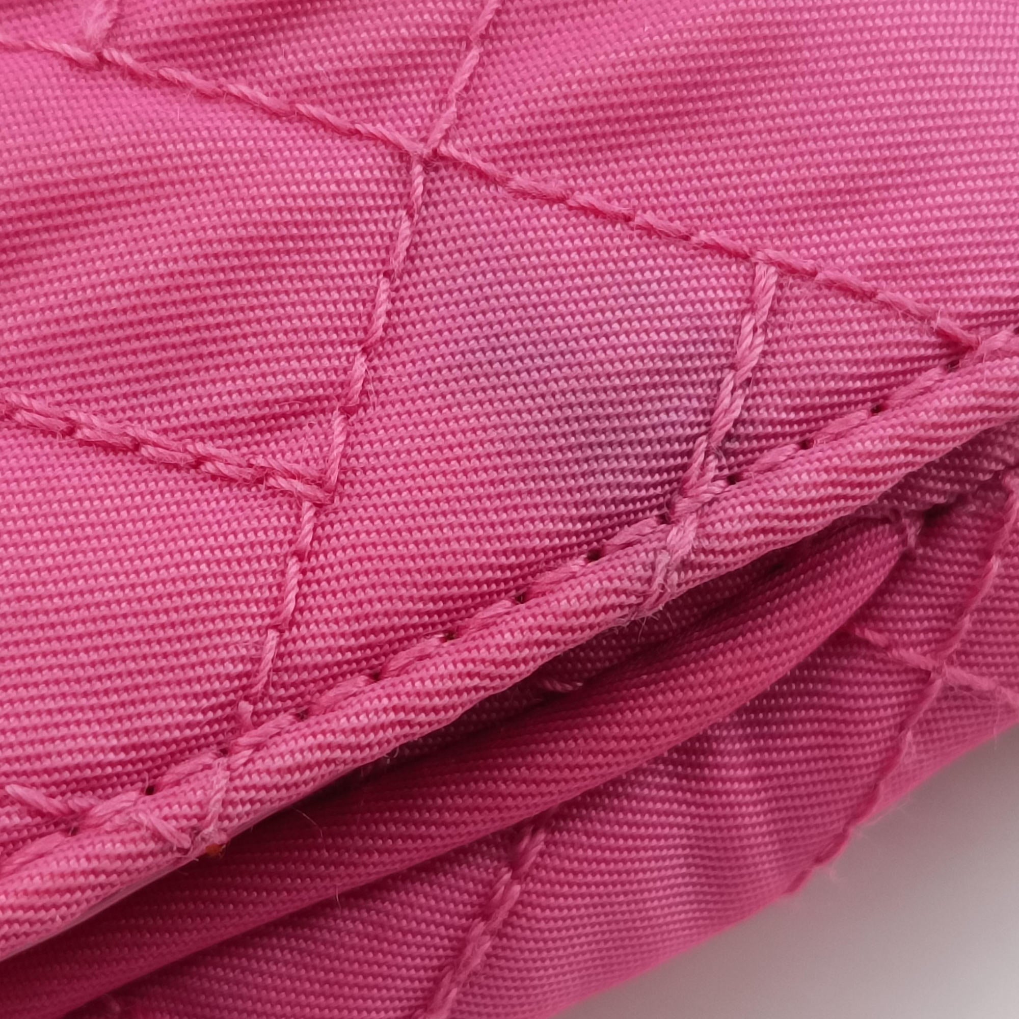 Chain Quilting Flap Rose nylon 197/Bチェーン キルティング フラップ ローズ レッド ナイロン 197/B