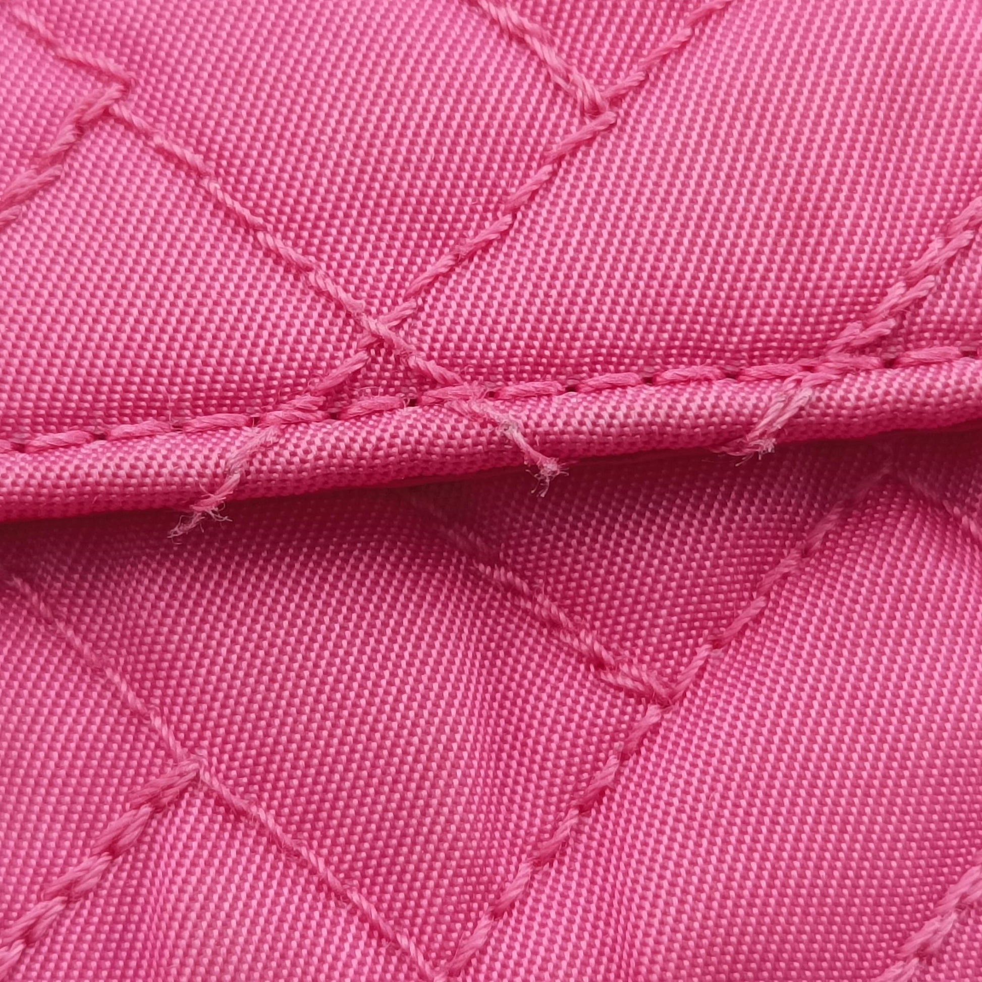 Chain Quilting Flap Rose nylon 197/Bチェーン キルティング フラップ ローズ レッド ナイロン 197/B