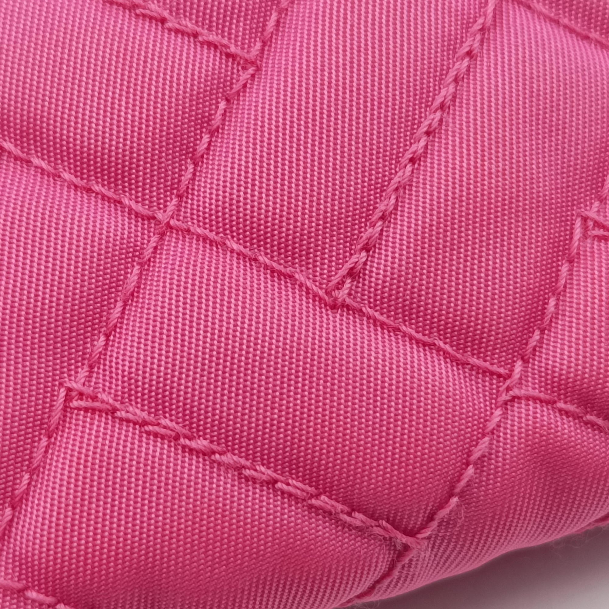 Chain Quilting Flap Rose nylon 197/Bチェーン キルティング フラップ ローズ レッド ナイロン 197/B