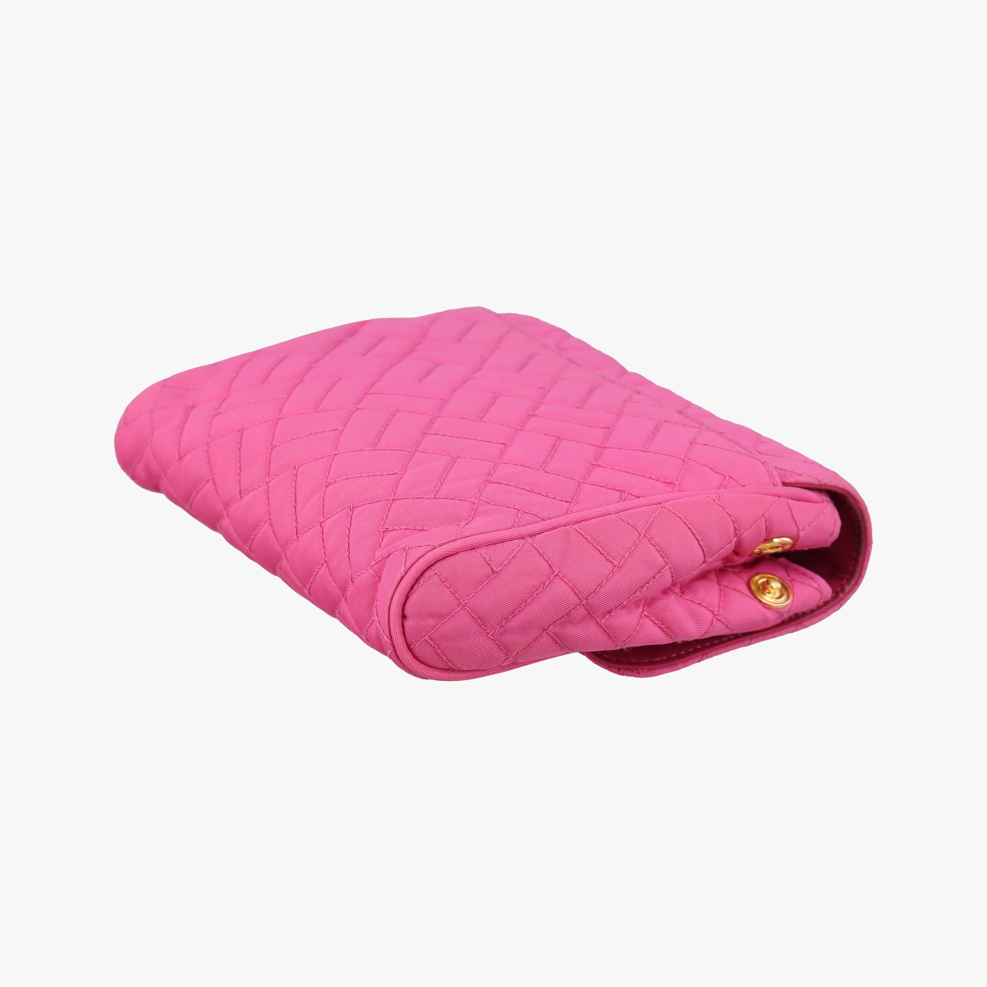 Chain Quilting Flap Rose nylon 197/Bチェーン キルティング フラップ ローズ レッド ナイロン 197/B