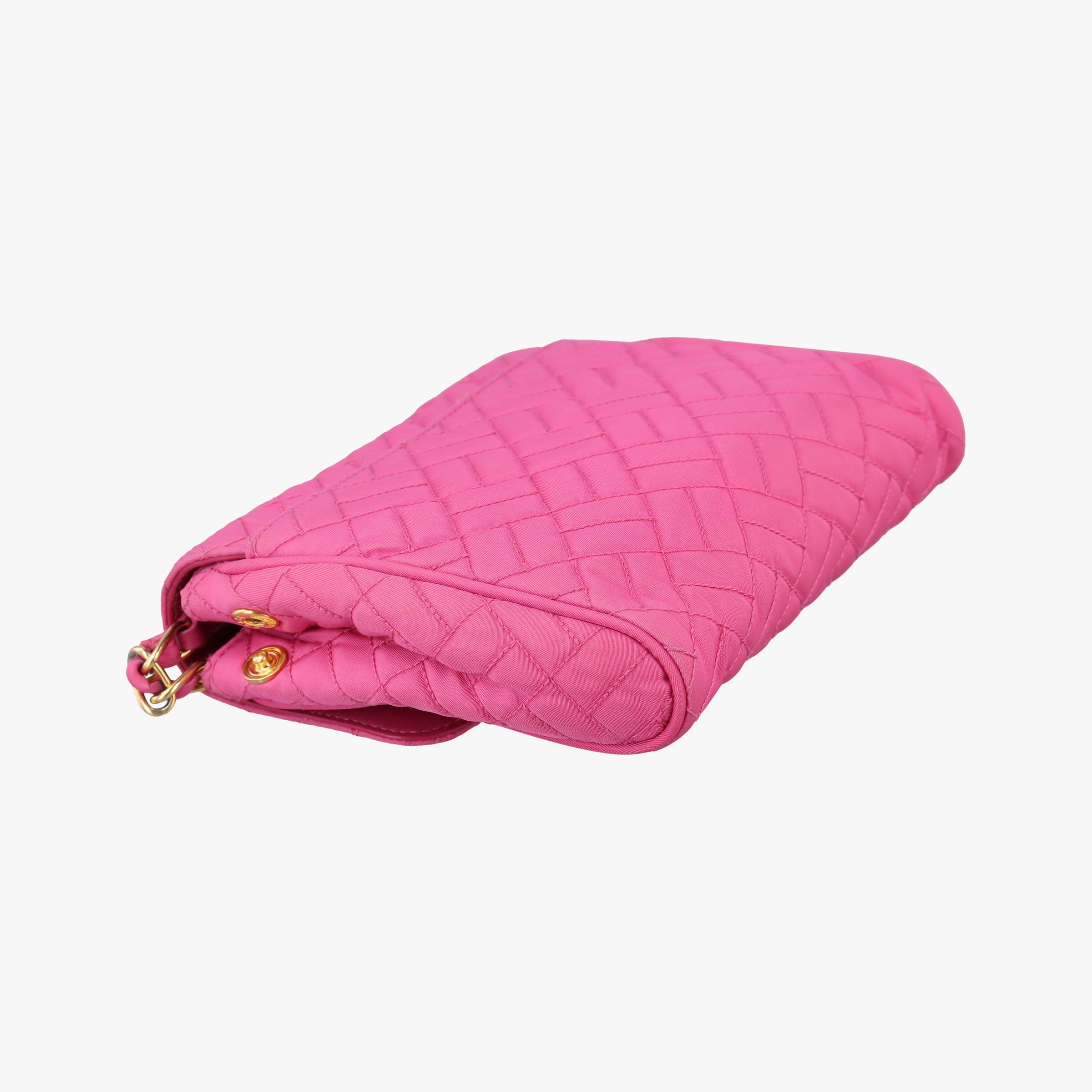 Chain Quilting Flap Rose nylon 197/Bチェーン キルティング フラップ ローズ レッド ナイロン 197/B