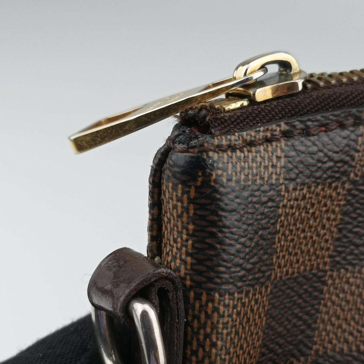 Secondhand Louis Vuitton Sienna PM EBENE Damier Canvas N41545 shoulderbag | stylenewstar