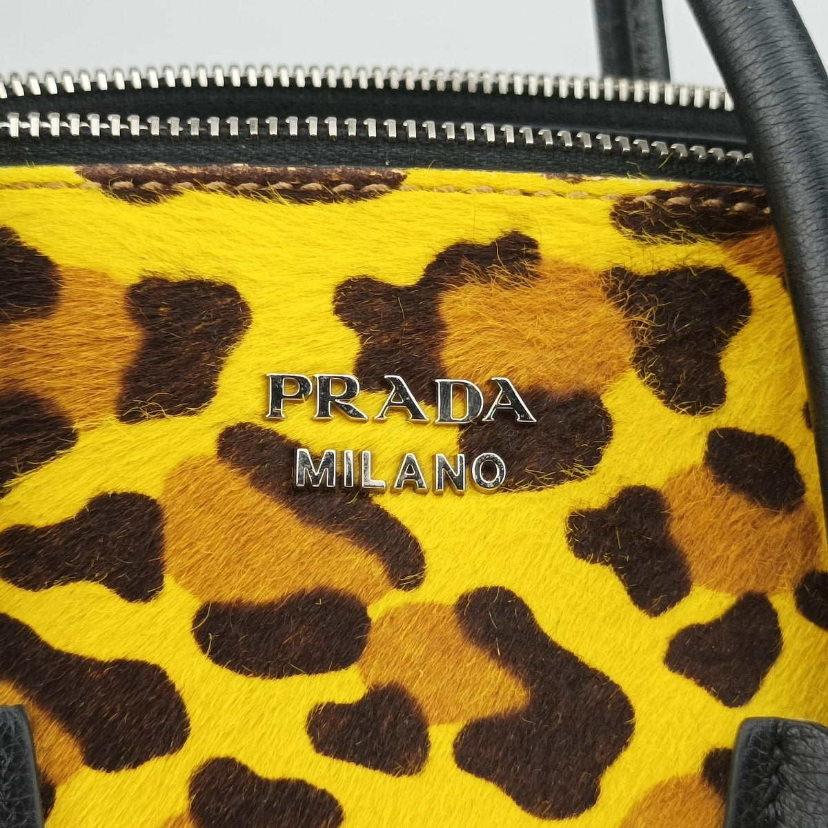 Pre-owned Prada Leopard Pattern Cavallino yellow×Multicolour suede×Leather×ponyhair 1BA025 handbag | stylenewstar