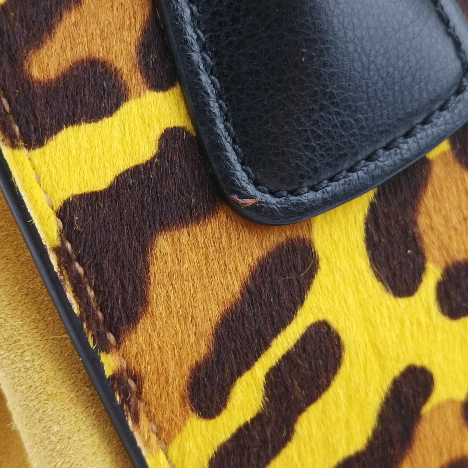 Pre-owned Prada Leopard Pattern Cavallino yellow×Multicolour suede×Leather×ponyhair 1BA025 handbag | stylenewstar
