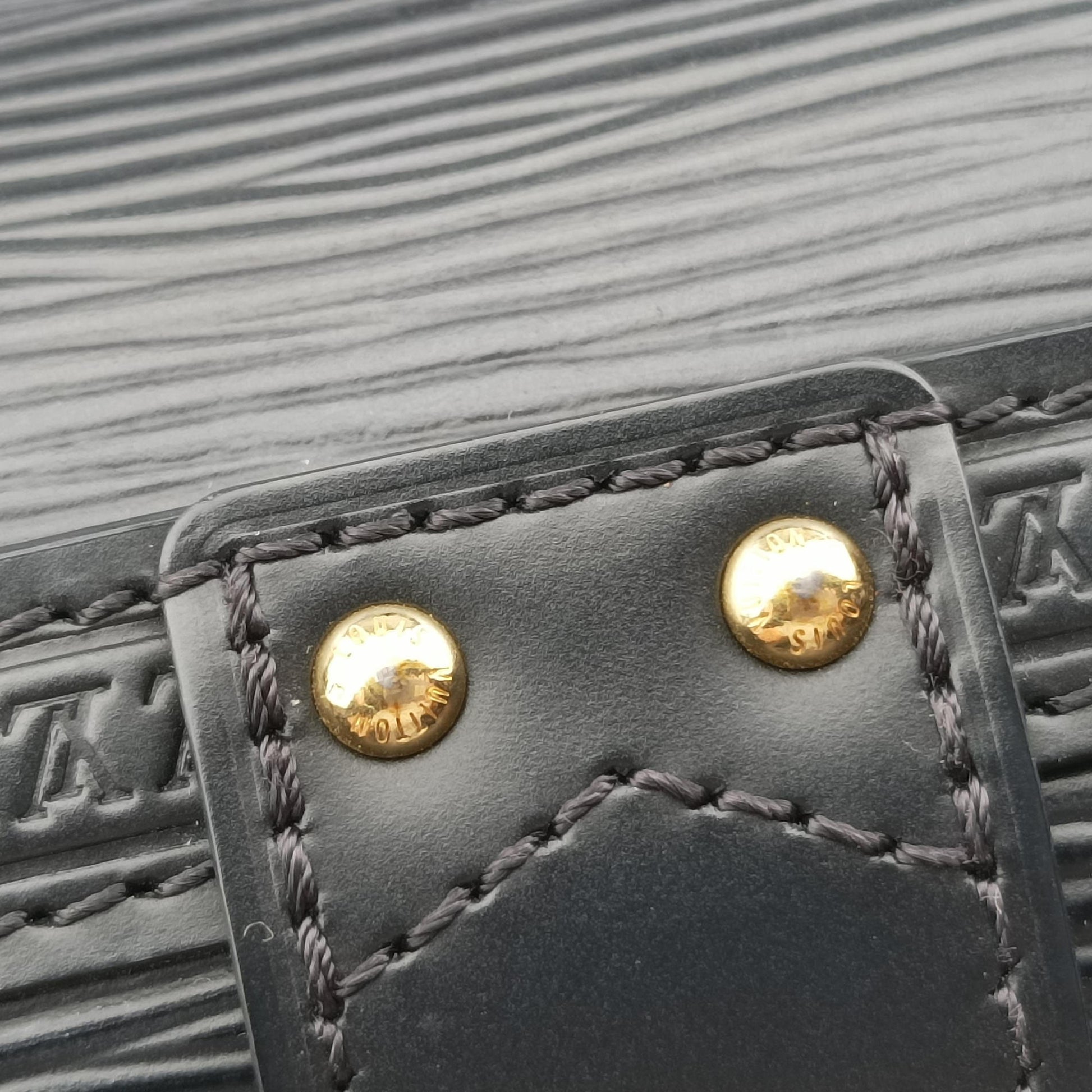 Papillon Trunk Noir Epi M58655 IC Chipパピヨン トランク ノワール エピ M58655 ICチップ