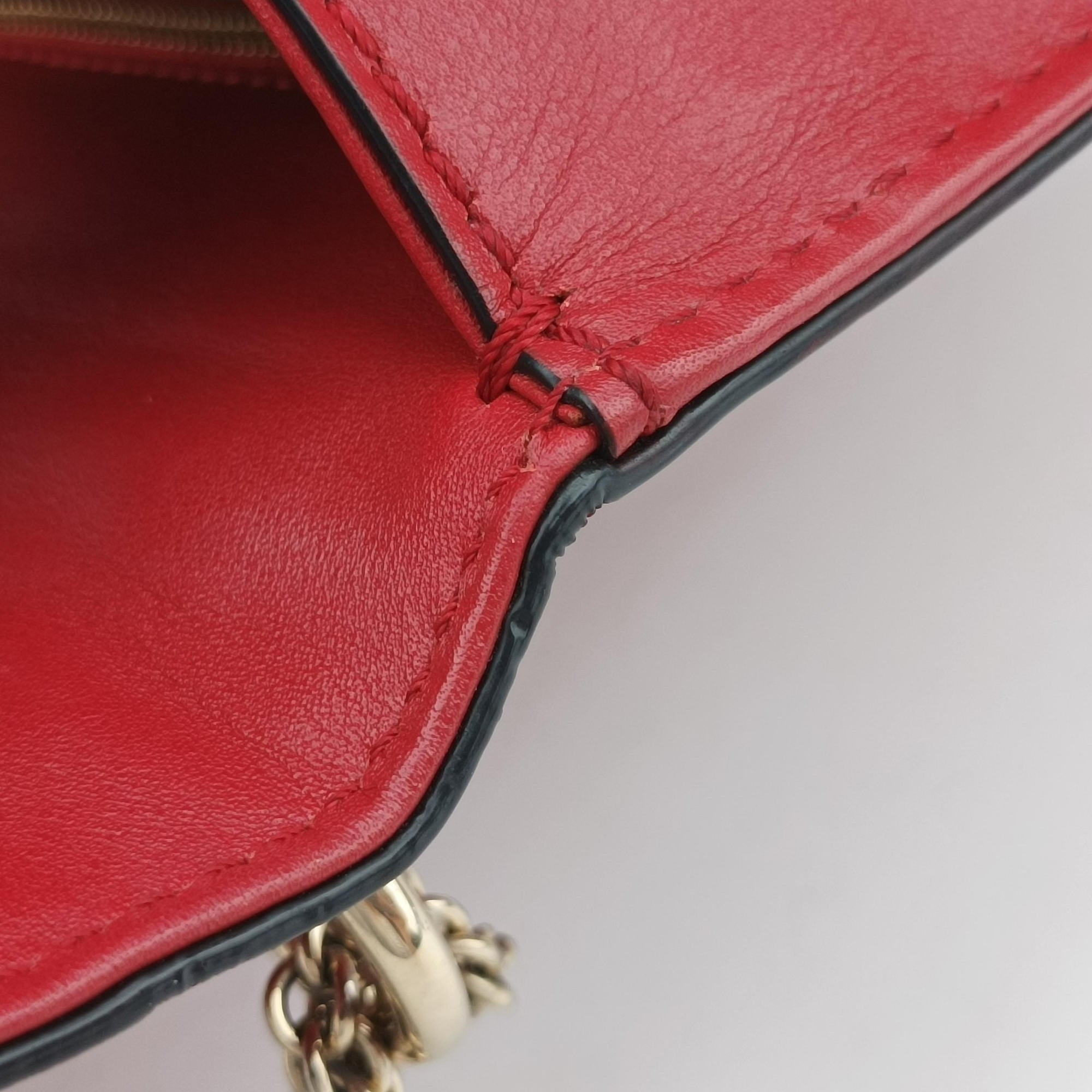 Rockstud Glam Lock Red Leather BL-Z398VIT2ロックスタッズグラムロックミディアム レッド レザー BL-Z398VIT2