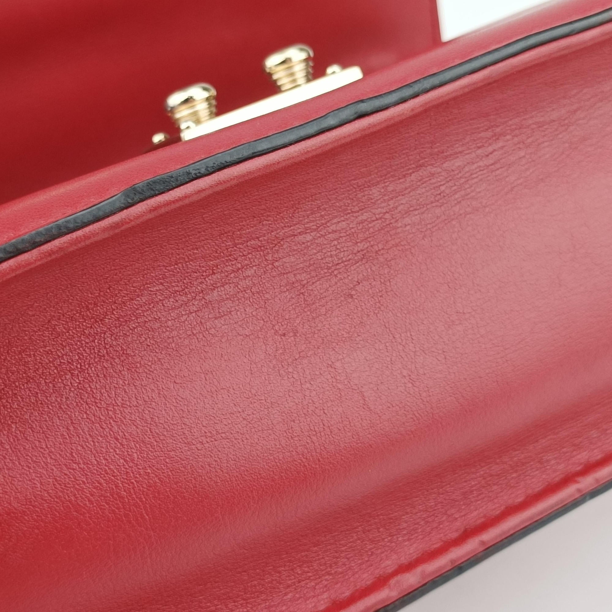 Rockstud Glam Lock Red Leather BL-Z398VIT2ロックスタッズグラムロックミディアム レッド レザー BL-Z398VIT2