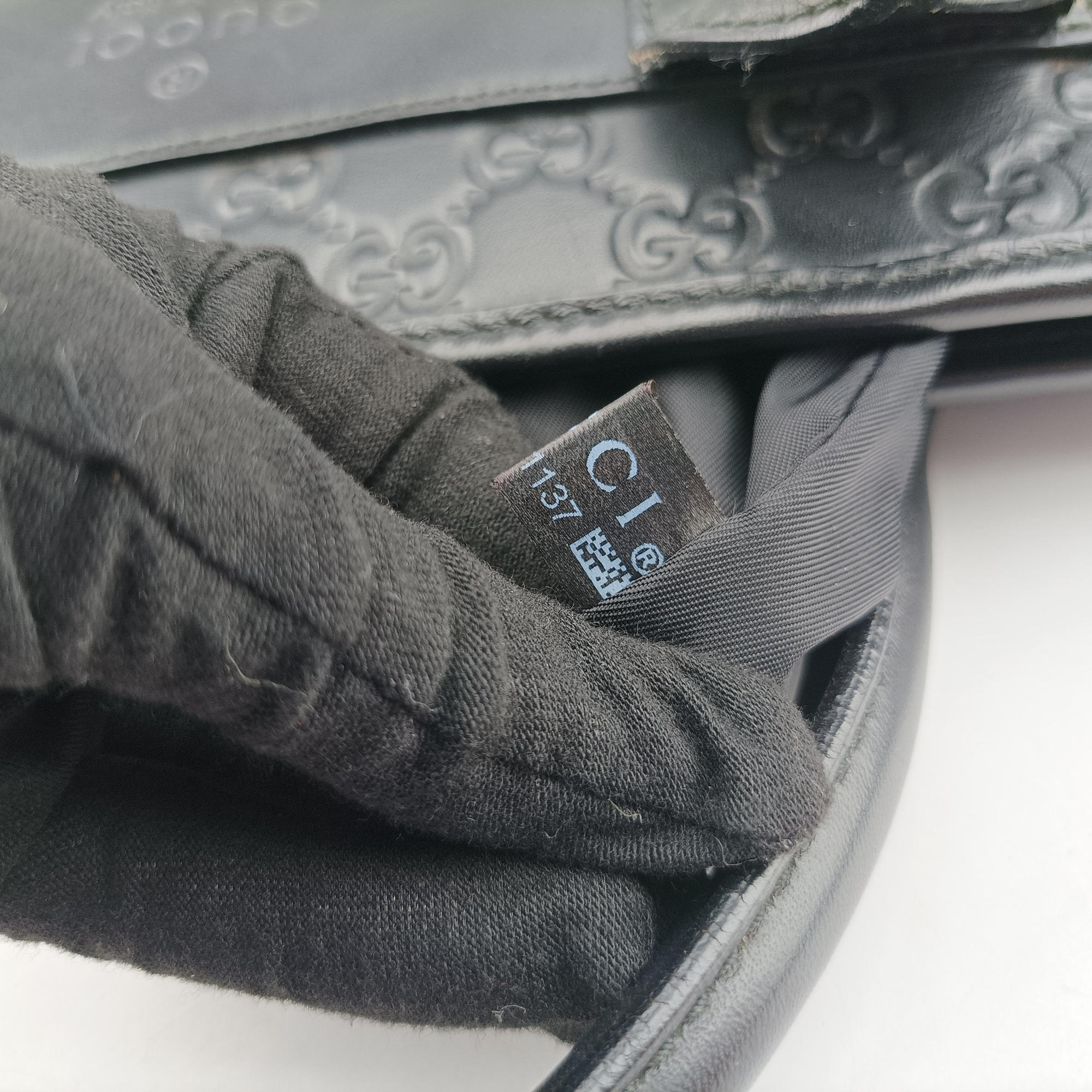 Pre-owned Gucci Guccissima Black Leather 246410 handbag | stylenewstar
