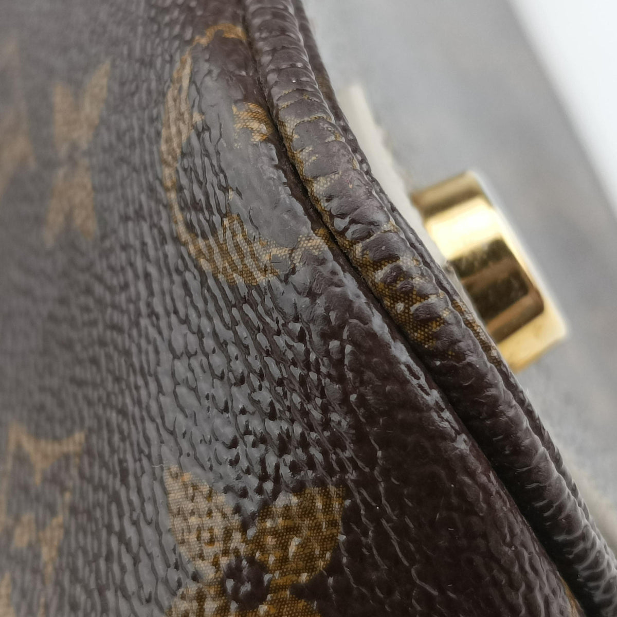Pre-owned Louis Vuitton Lockit Monogram/Brown Shiny Monogram M40597 handbag | stylenewstar