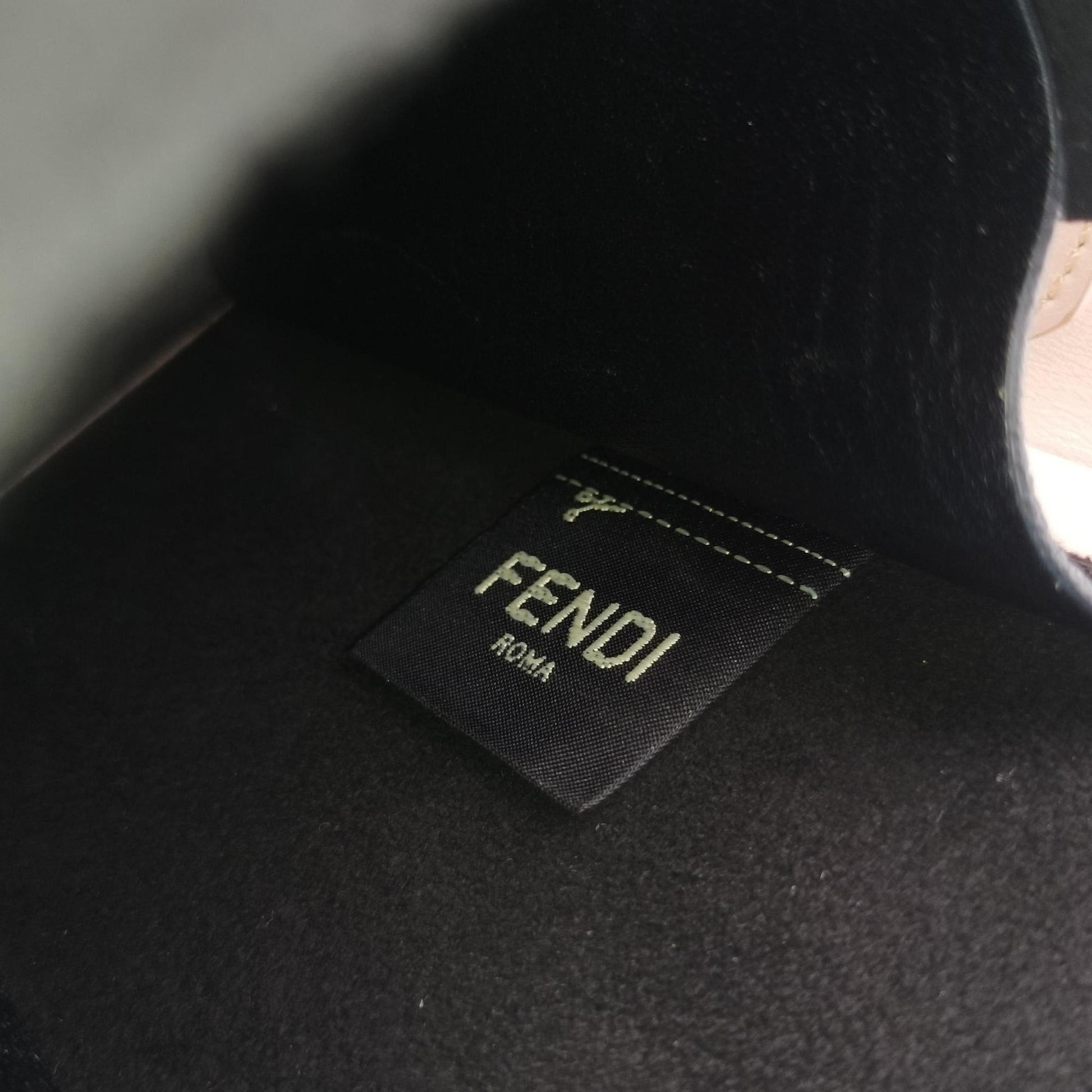 FENDI Box Packaging Pink Leather 8BT339 8BT339-ADP6 209-0179FENDIボックス パッケージング ピンク レザー 8BT339 8BT339-ADP6 209-0179