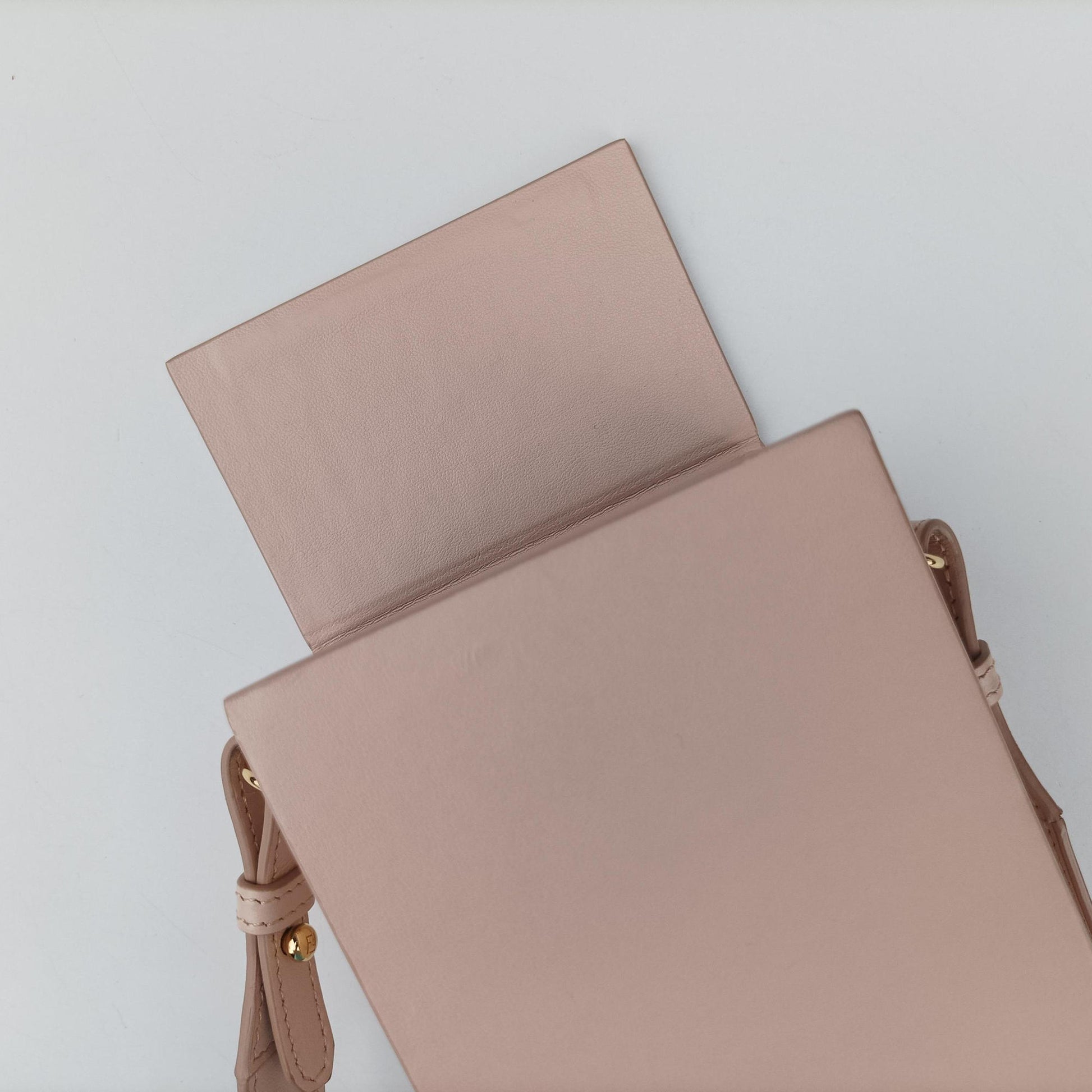 FENDI Box Packaging Pink Leather 8BT339 8BT339-ADP6 209-0179FENDIボックス パッケージング ピンク レザー 8BT339 8BT339-ADP6 209-0179