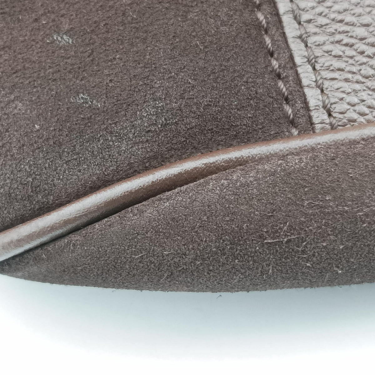 Audacieuse MM Tail Monogram Empreinte M94176 AR2152オダシューズMM テール モノグラム アンプラント M94176 AR2152