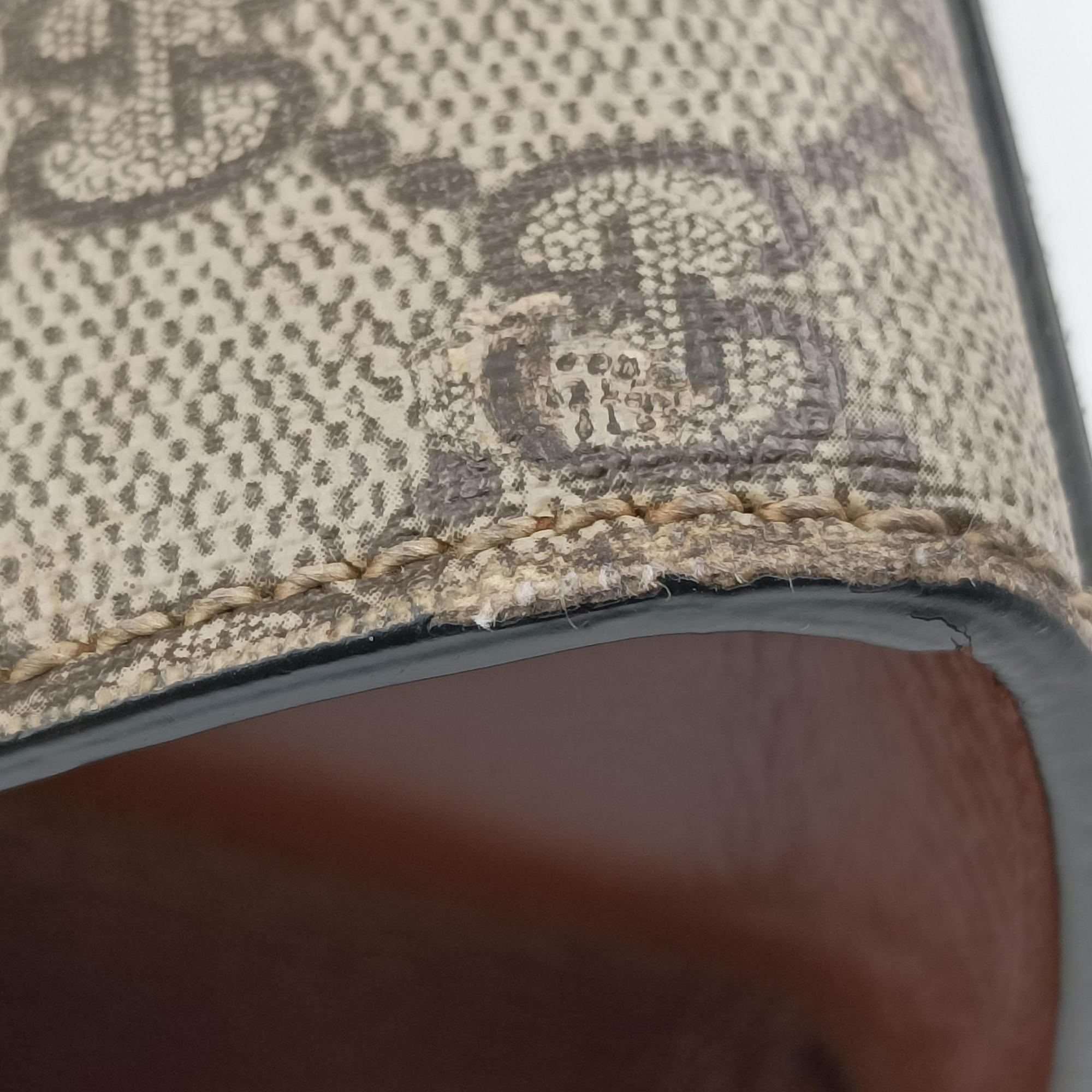 Pre-owned Gucci Padlock beige×black PVC coated canvas×Leather 409487 shoulderbag | stylenewstar