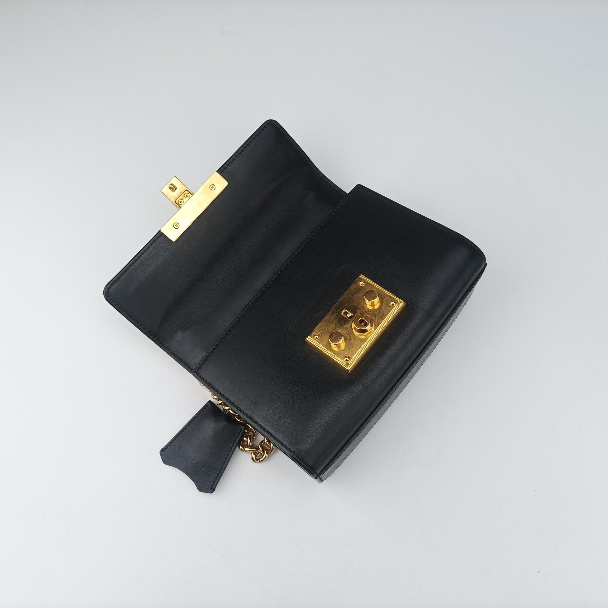 Padlock Black Leather 409487 D018685766パドロック ブラック レザー 409487 D018685766