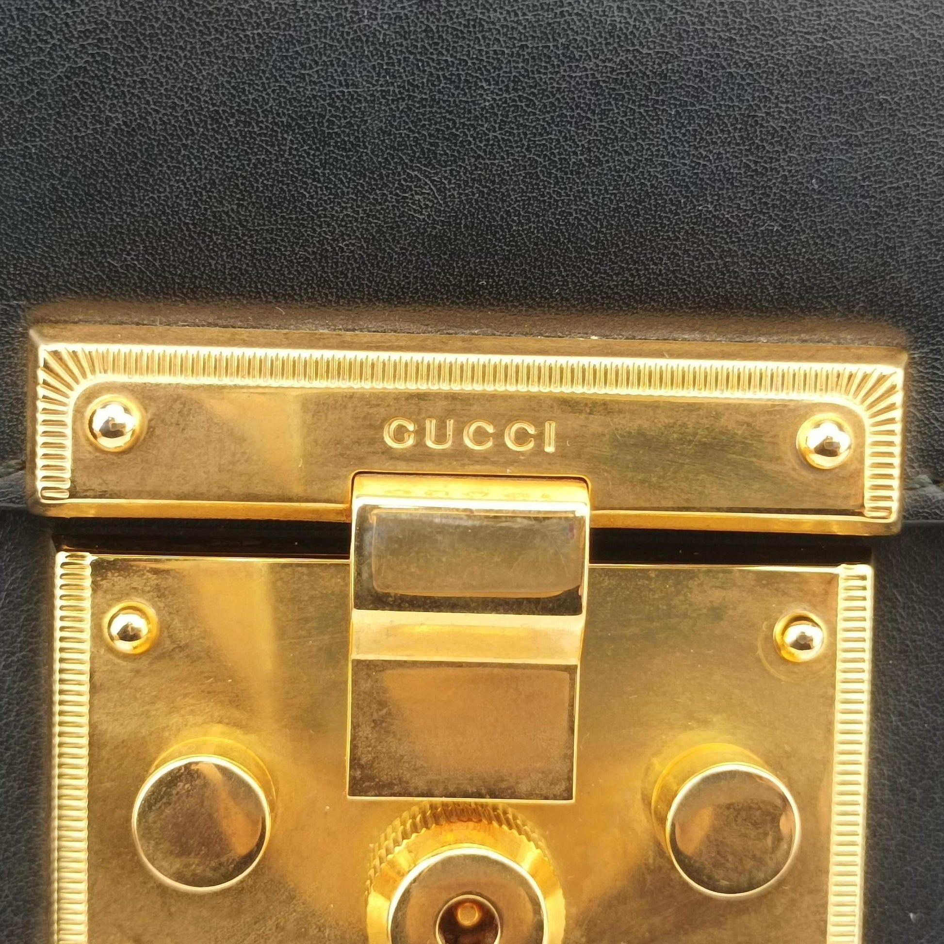 Padlock Black Leather 409487 D018685766パドロック ブラック レザー 409487 D018685766