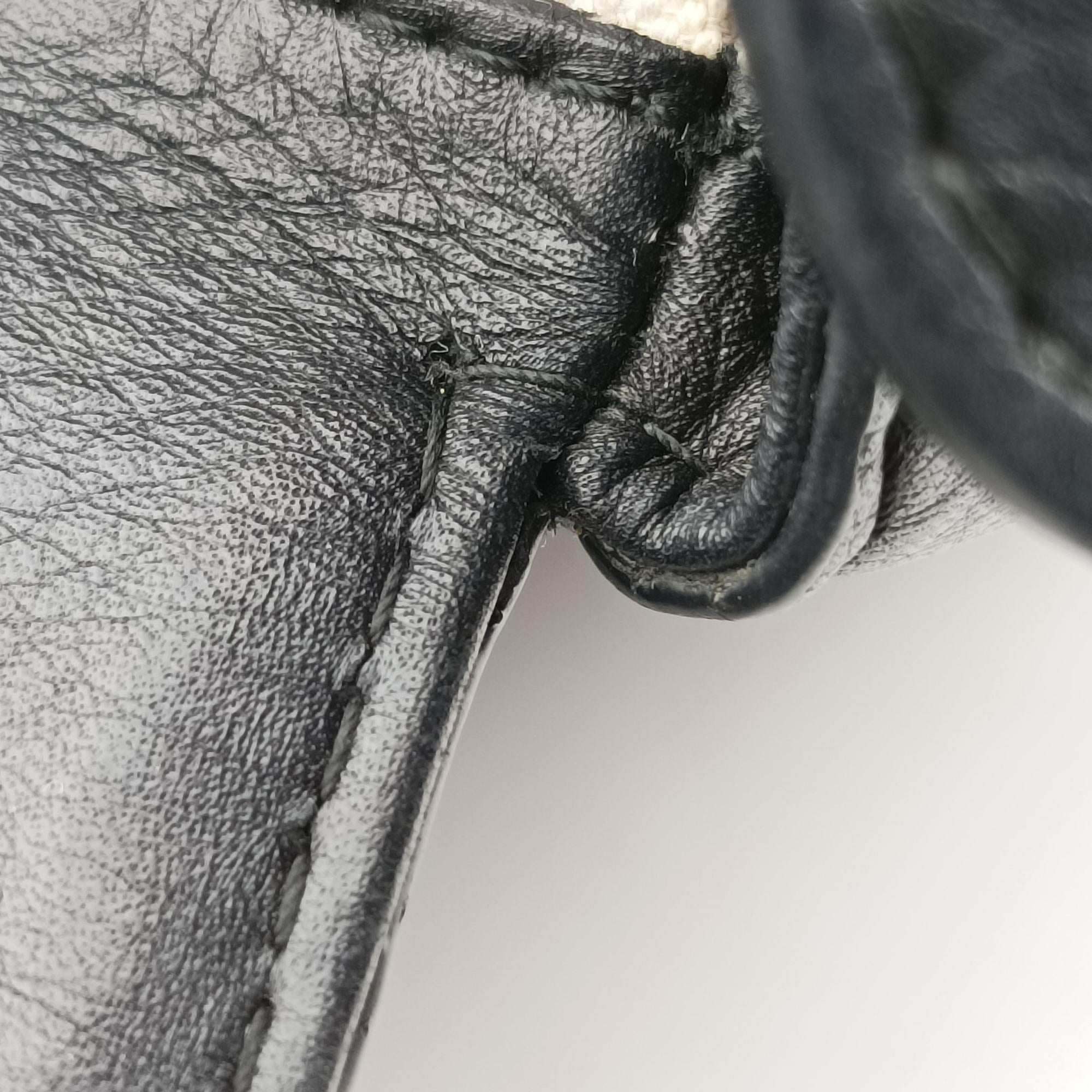 New Bamboo Black Leather 240241 C6969639バンブー ブラック レザー 240241 C6969639