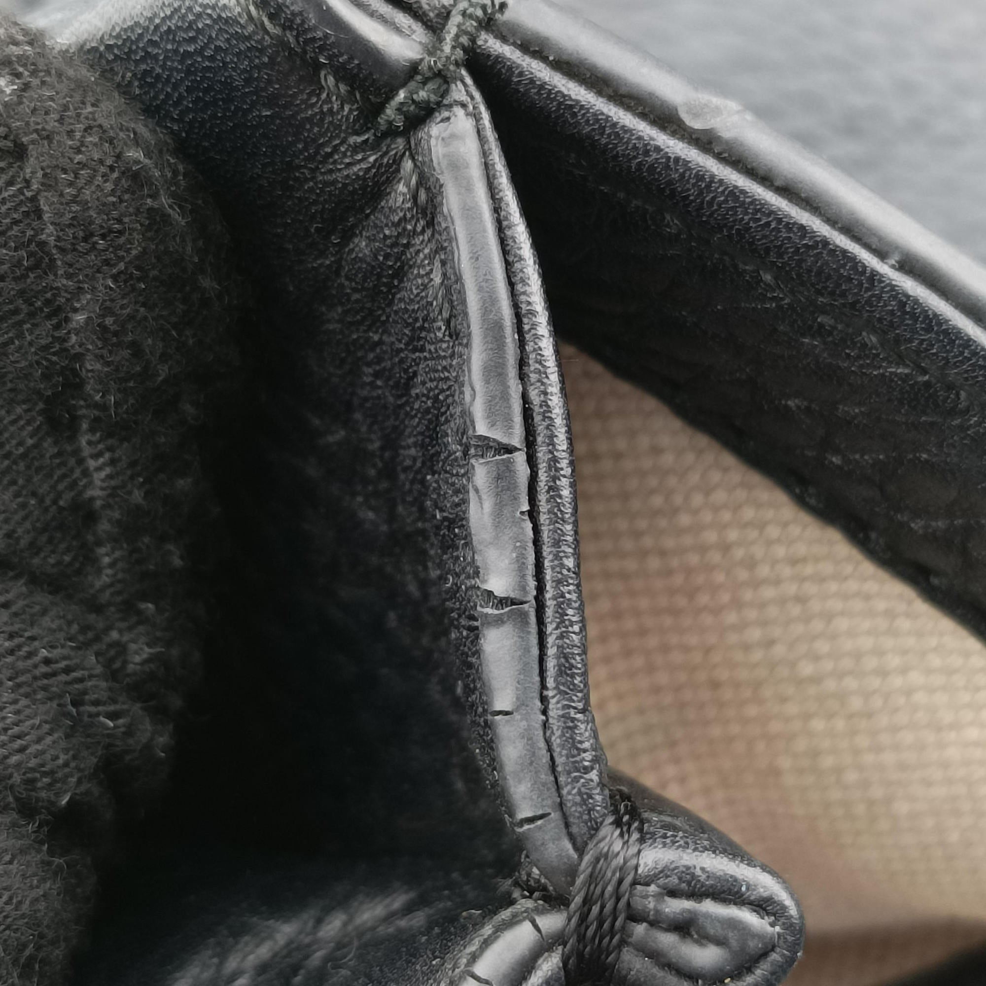 New Bamboo Black Leather 240241 C6969639バンブー ブラック レザー 240241 C6969639
