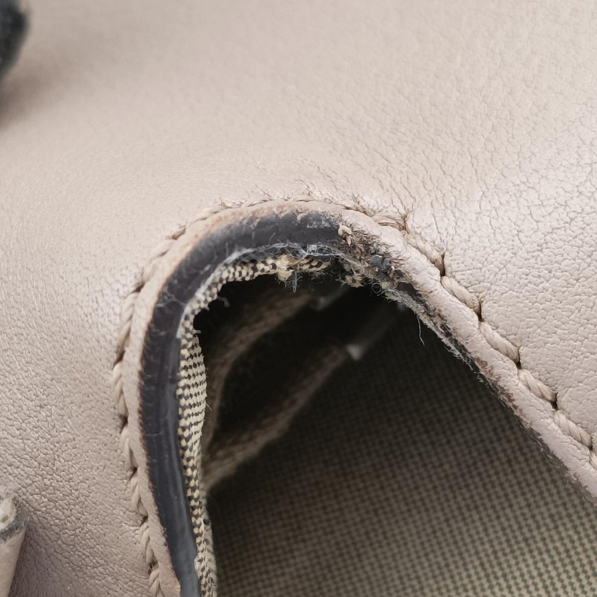 By The Way Beige Leather 8BL125 8BL125-1D5 158-010バイザウェイ ベージュ レザー 8BL125 8BL125-1D5 158-010