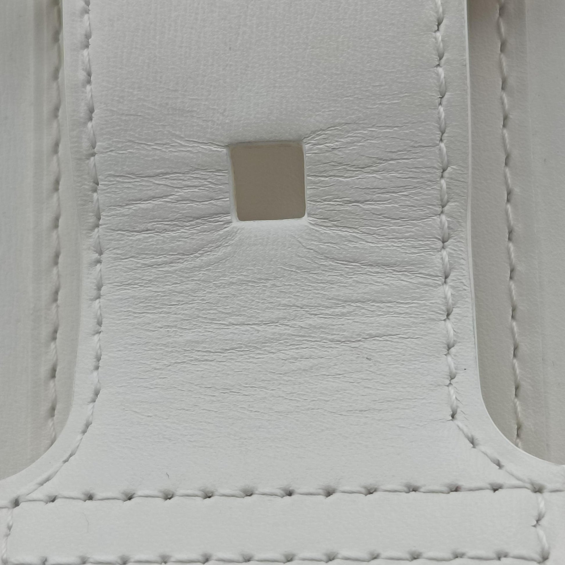 Brillant White Leather H60Aブリヨン ホワイト レザー H60A
