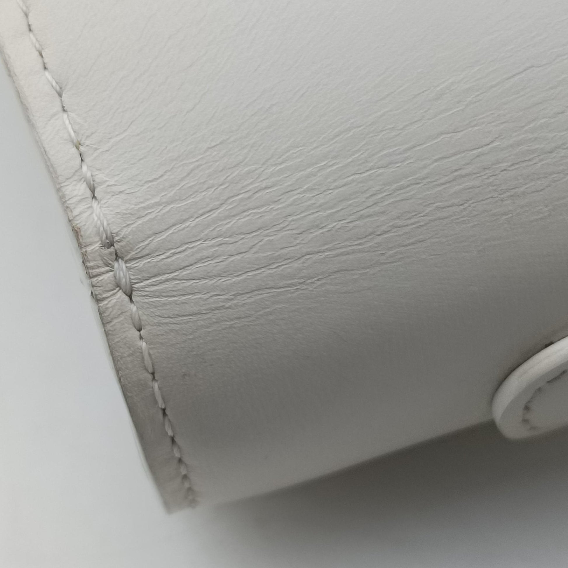 Brillant White Leather H60Aブリヨン ホワイト レザー H60A
