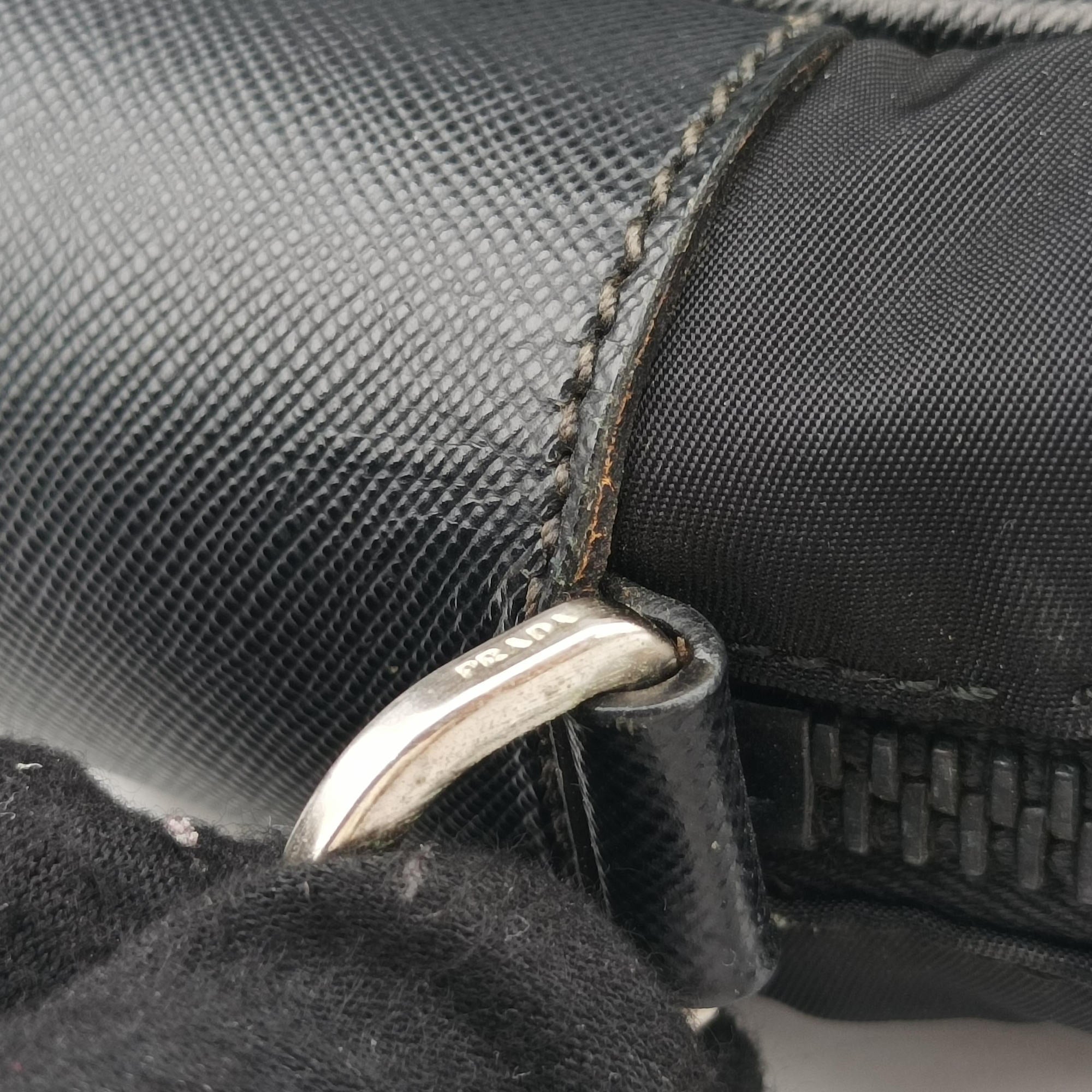 Nylon Briefcase Nero Black Nylon×SAFFIANO Leather VA0983 57ナイロン ブリーフケース ネロ ブラック ナイロン×サフィアーノレザー VA0983 57