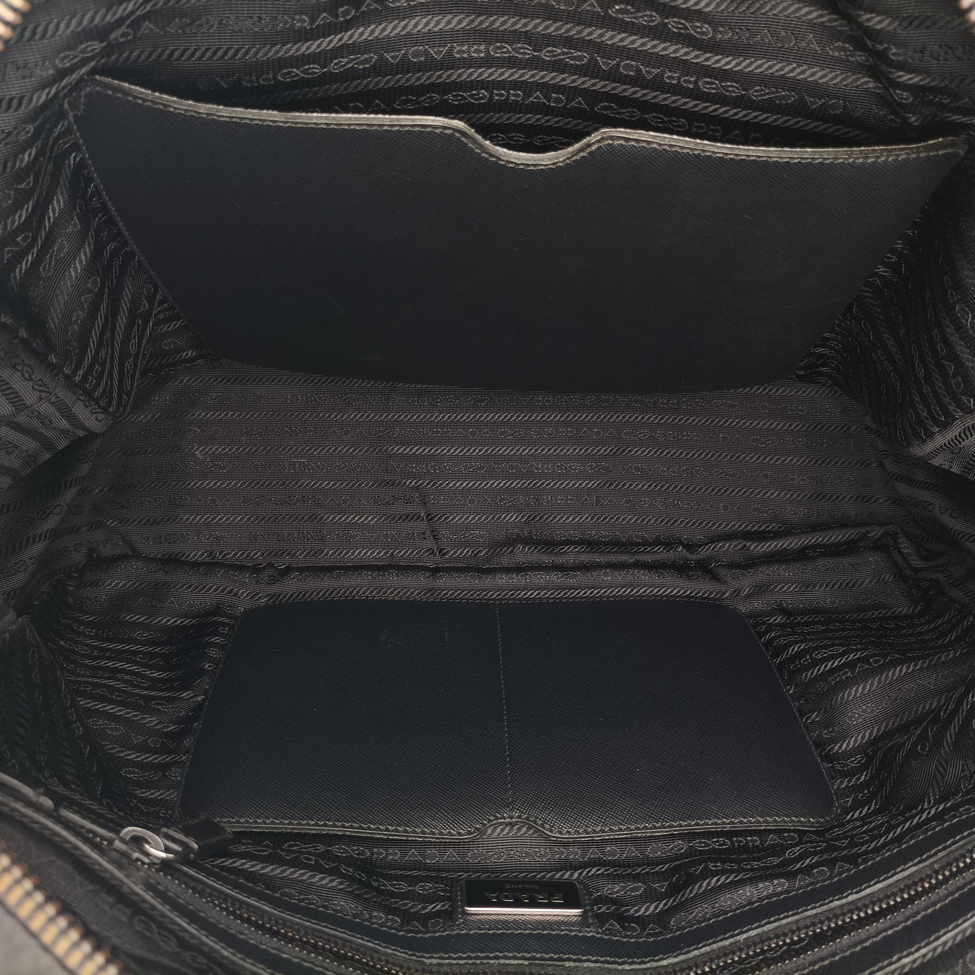 Nylon Briefcase Nero Black Nylon×SAFFIANO Leather VA0983 57ナイロン ブリーフケース ネロ ブラック ナイロン×サフィアーノレザー VA0983 57