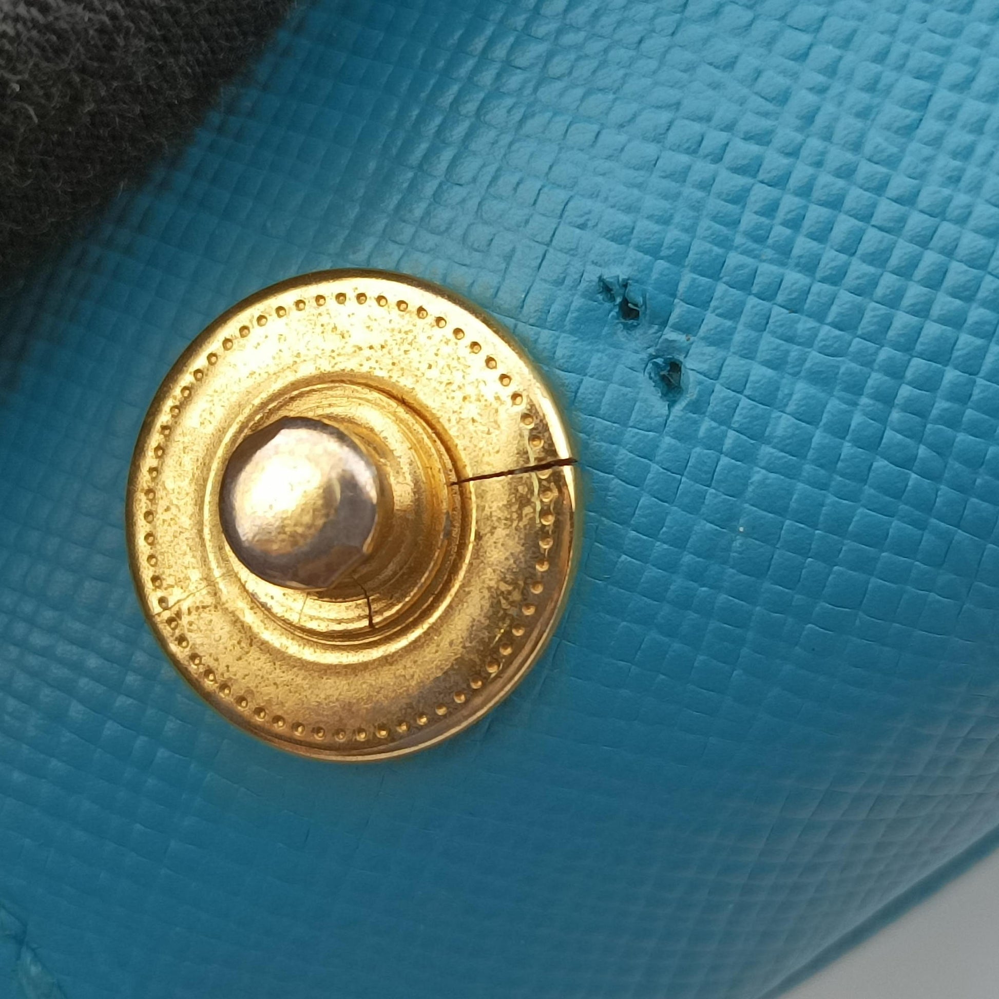 Vintage Prada Galleria Blue SAFFIANO Leather BN1801 shoulderbag | stylenewstar